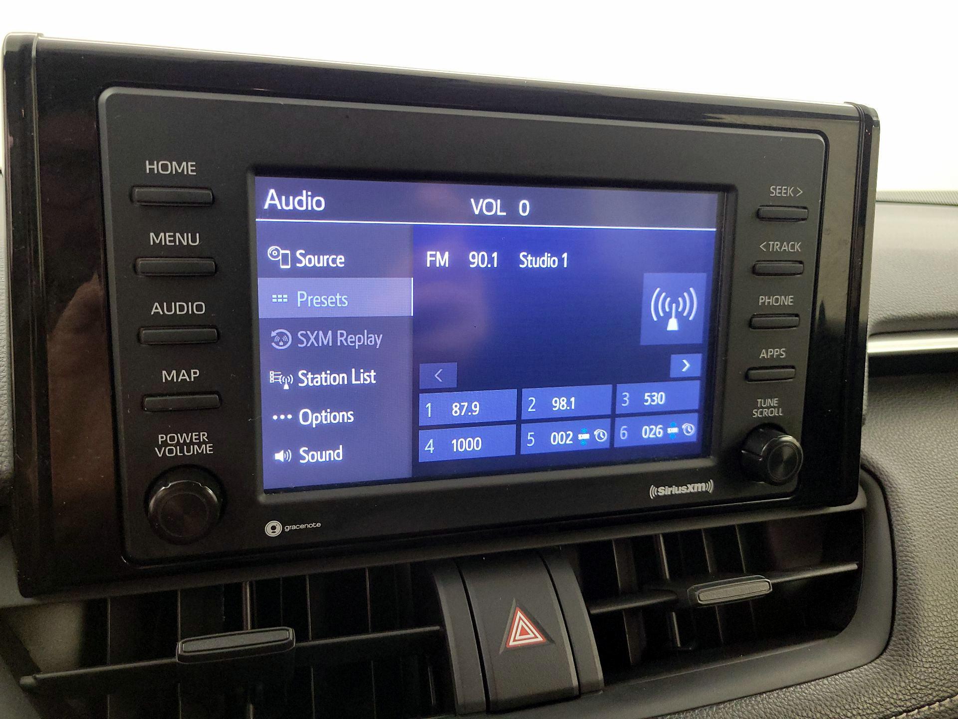 Thumbnail: 2021 Toyota RAV4 - 15