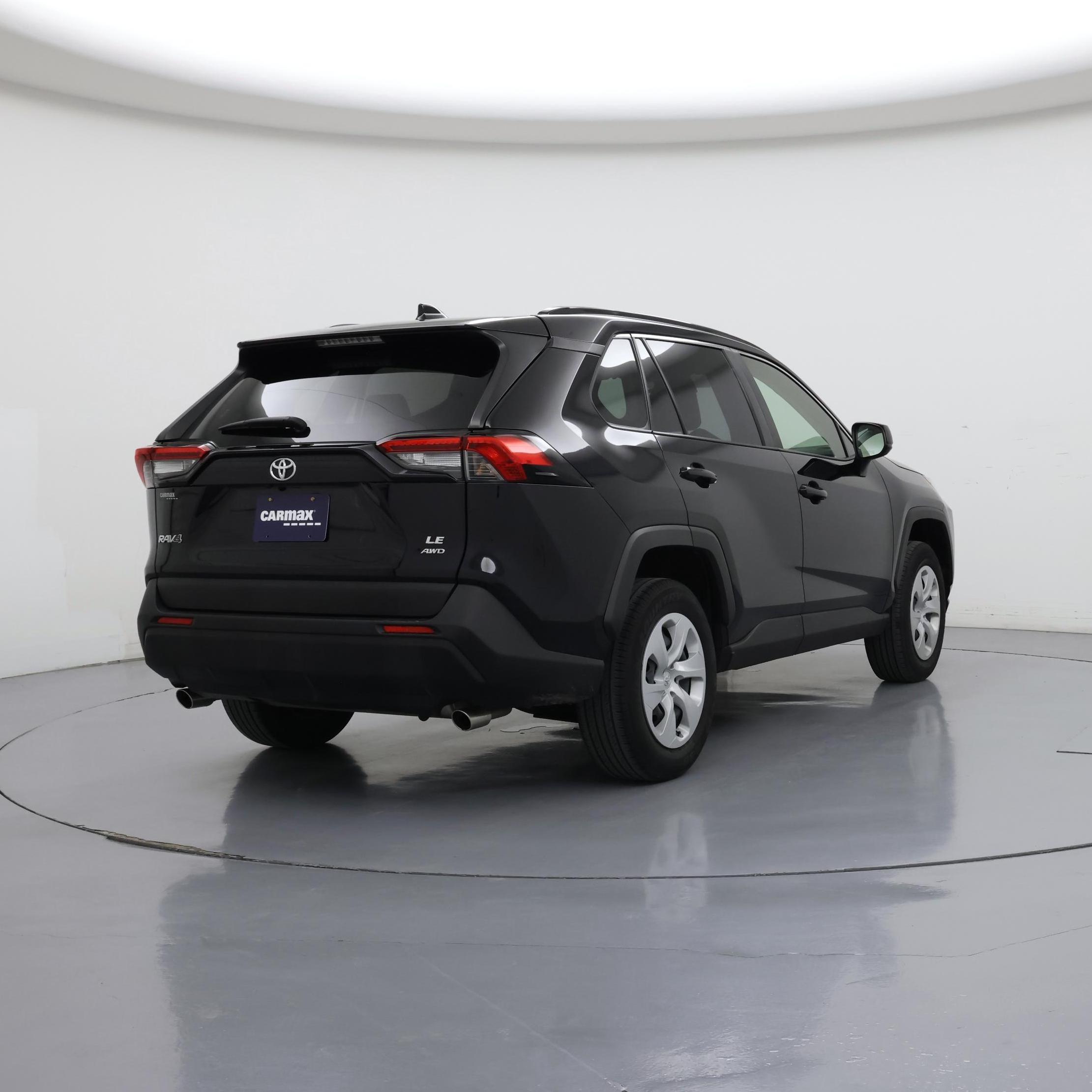 Thumbnail: 2021 Toyota RAV4 - 8