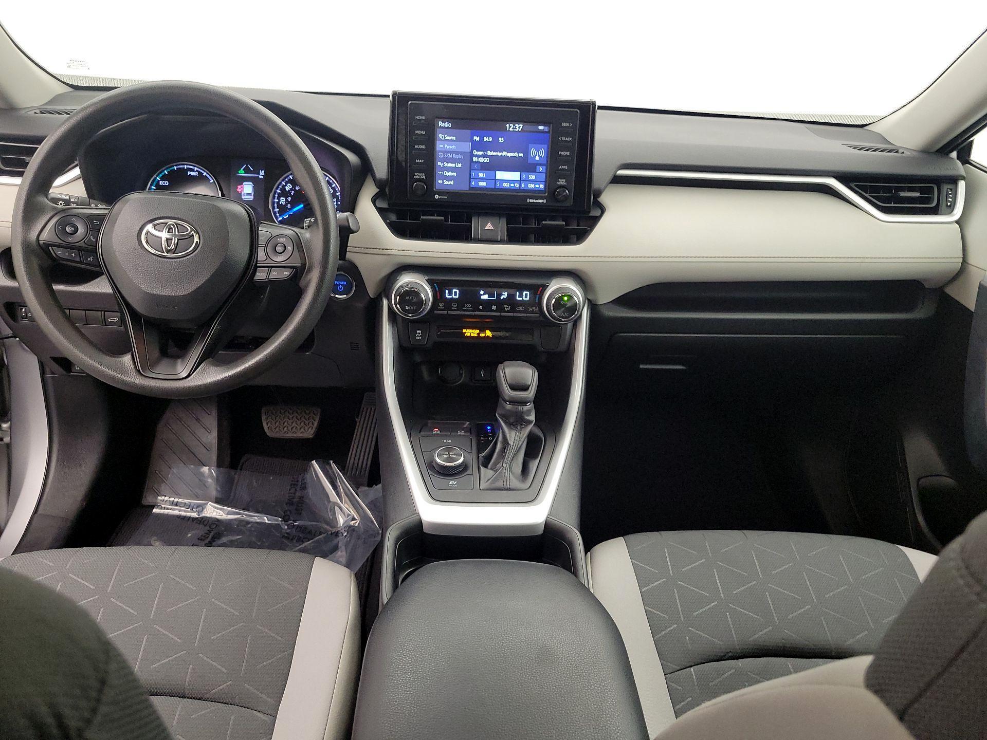 Thumbnail: 2021 Toyota RAV4 - 9