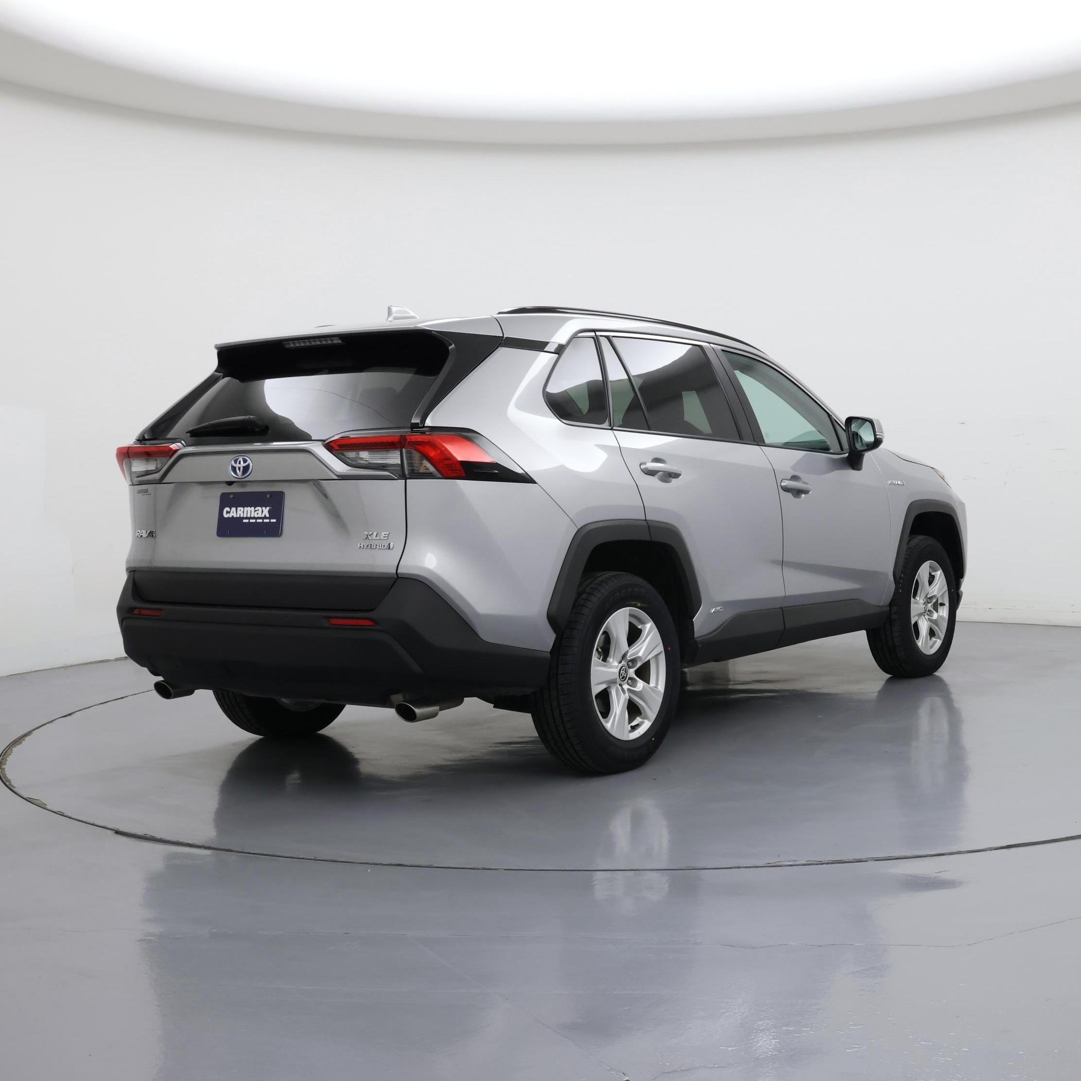 Thumbnail: 2021 Toyota RAV4 - 8
