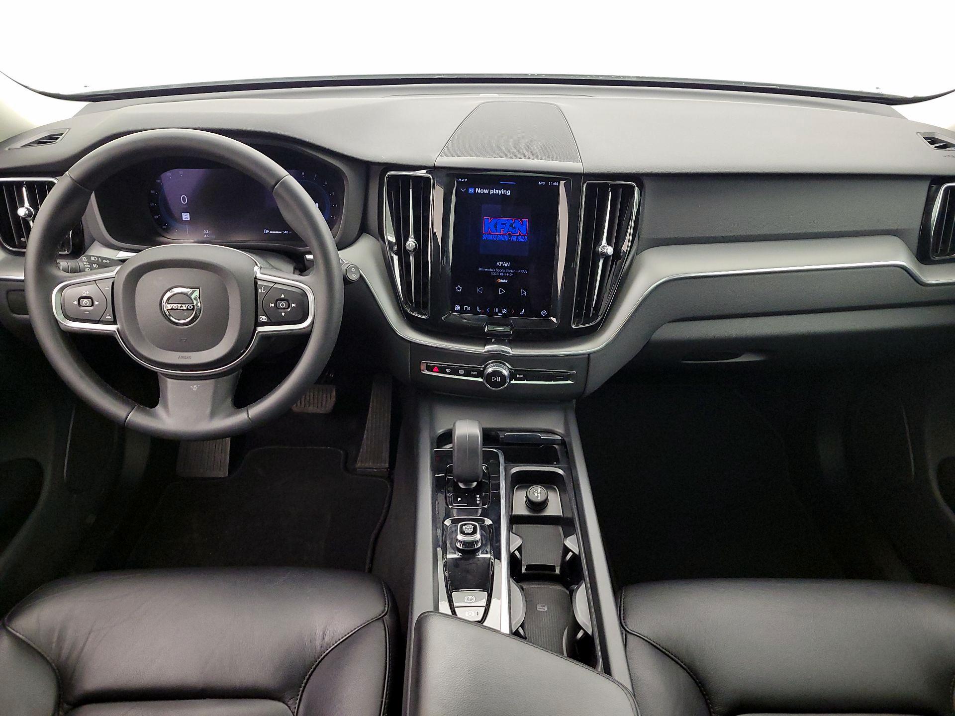 Thumbnail: 2023 Volvo XC60 - 9