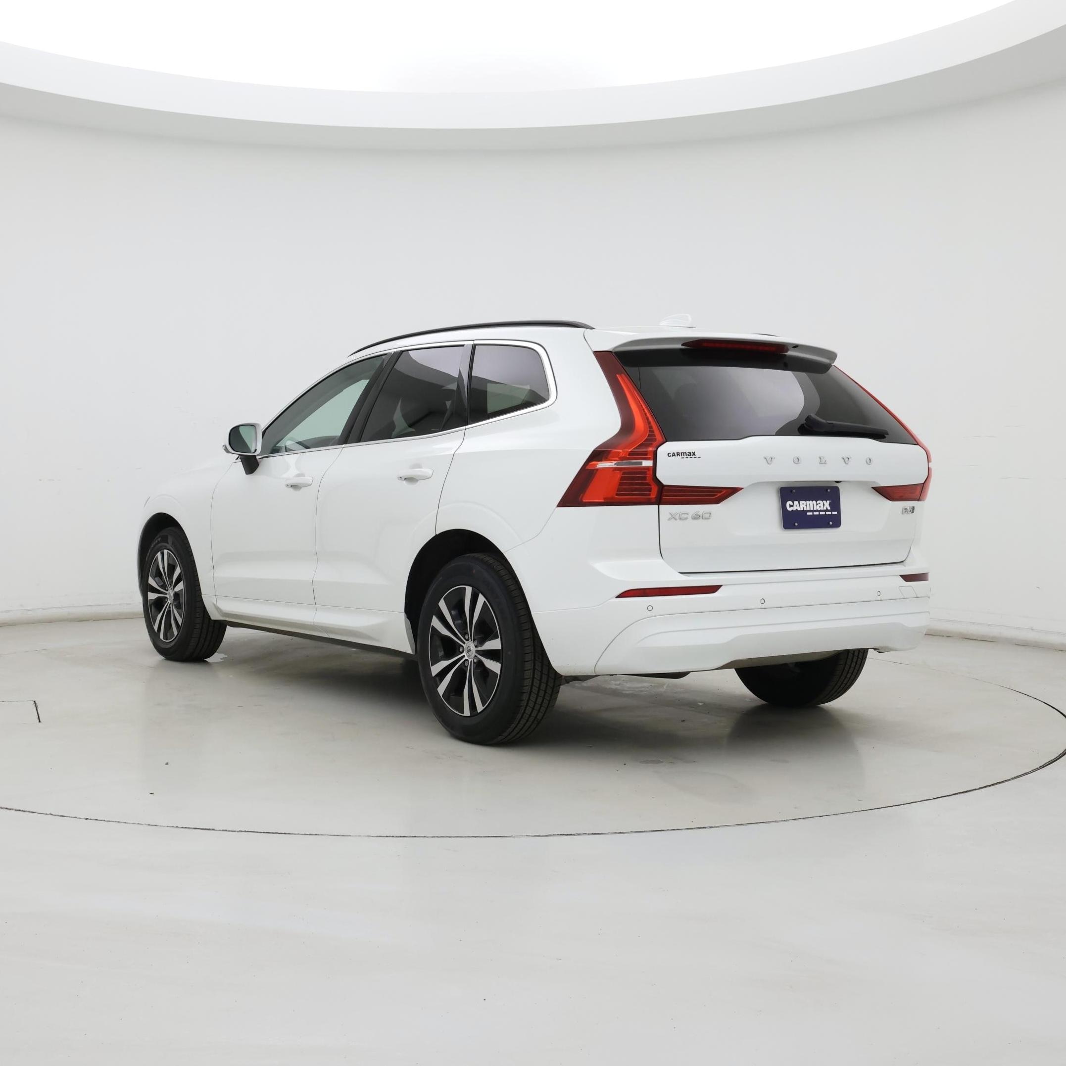 Thumbnail: 2023 Volvo XC60 - 2