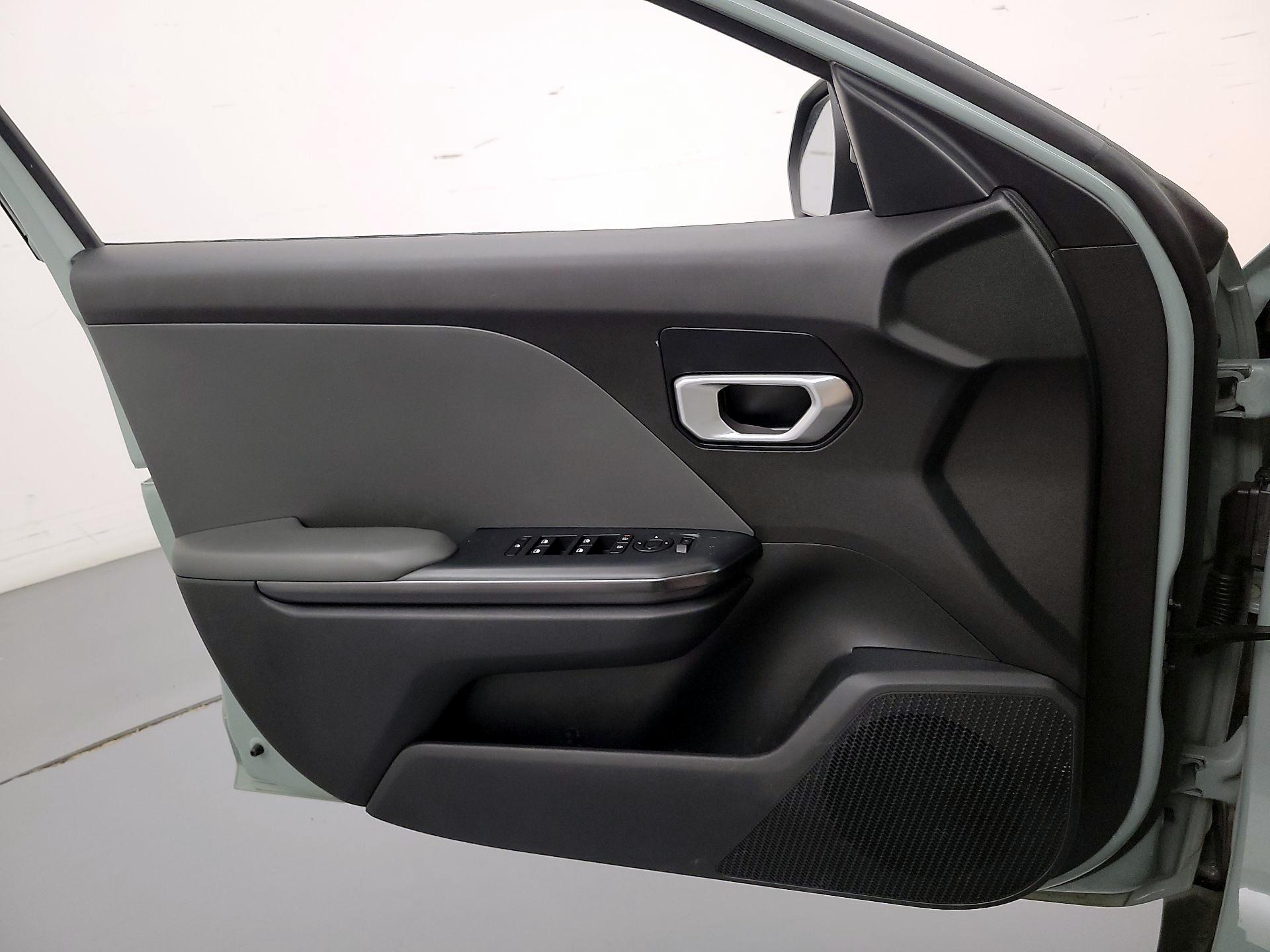 Thumbnail: 2025 Kia K4 - 12