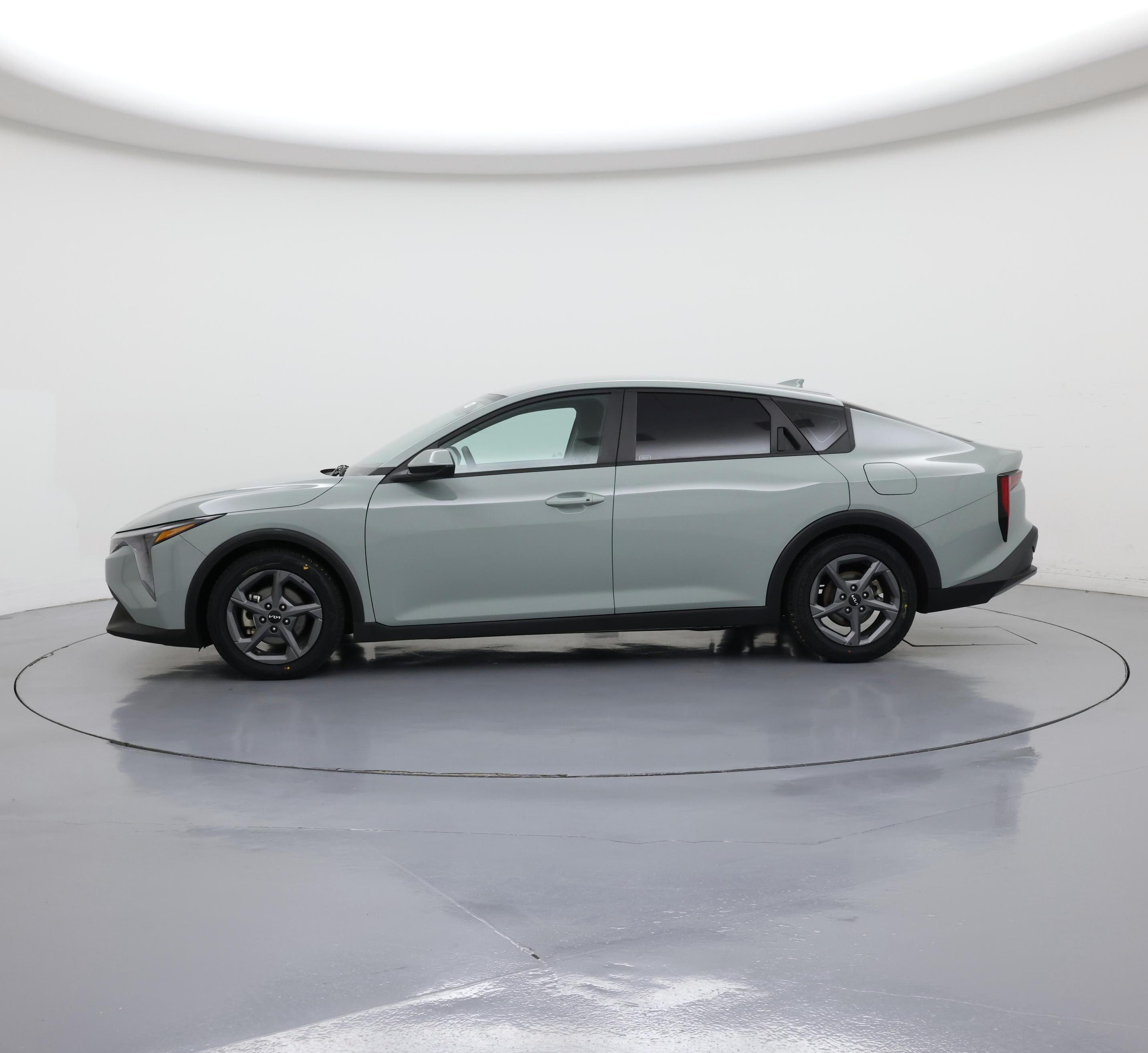 Thumbnail: 2025 Kia K4 - 3