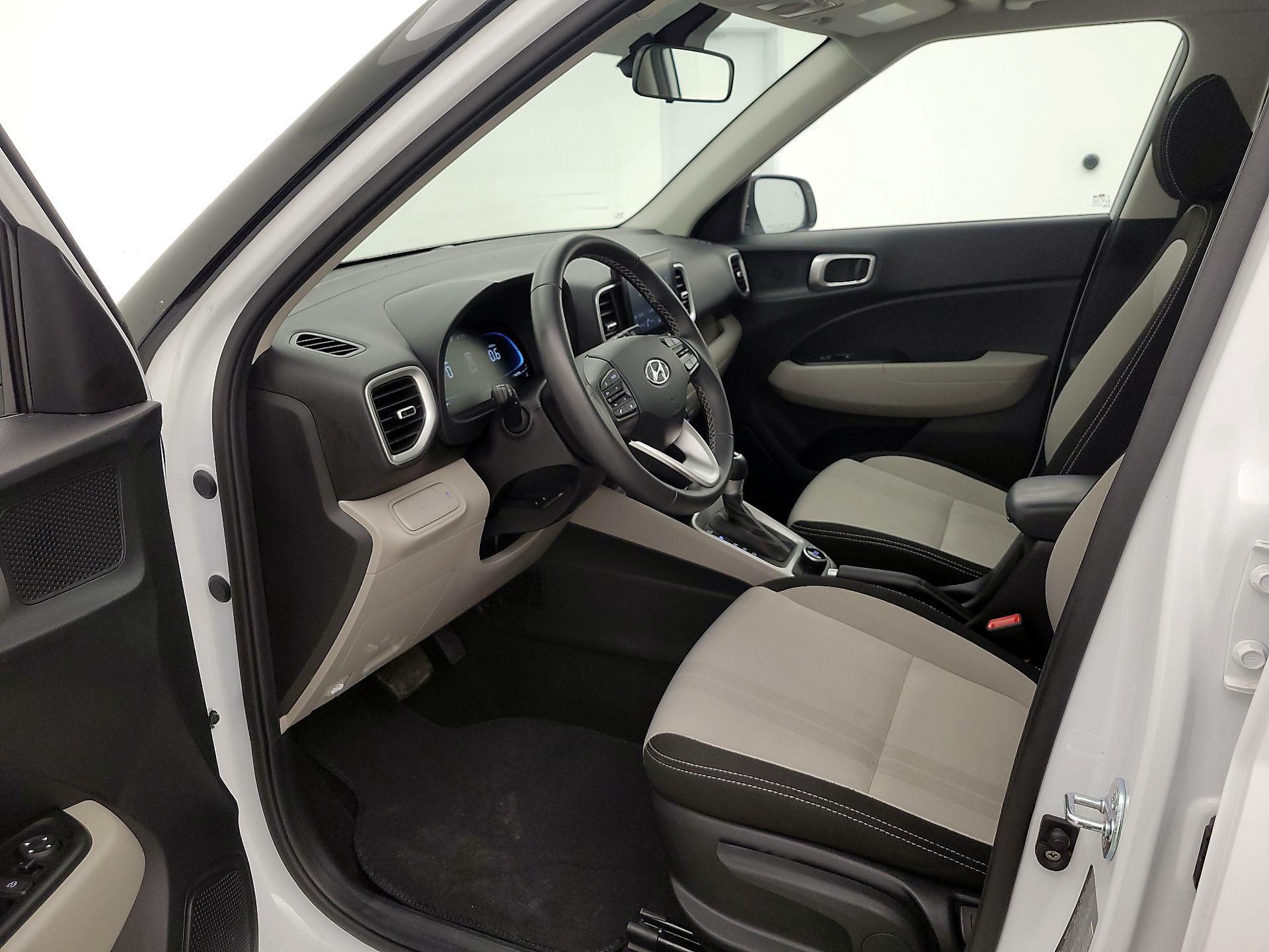 Thumbnail: 2025 Hyundai Venue - 11