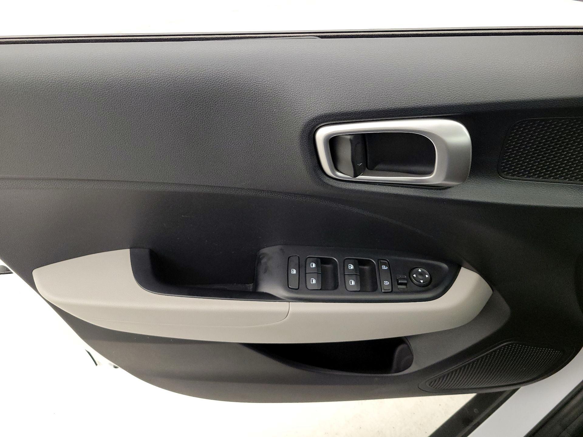 Thumbnail: 2025 Hyundai Venue - 12