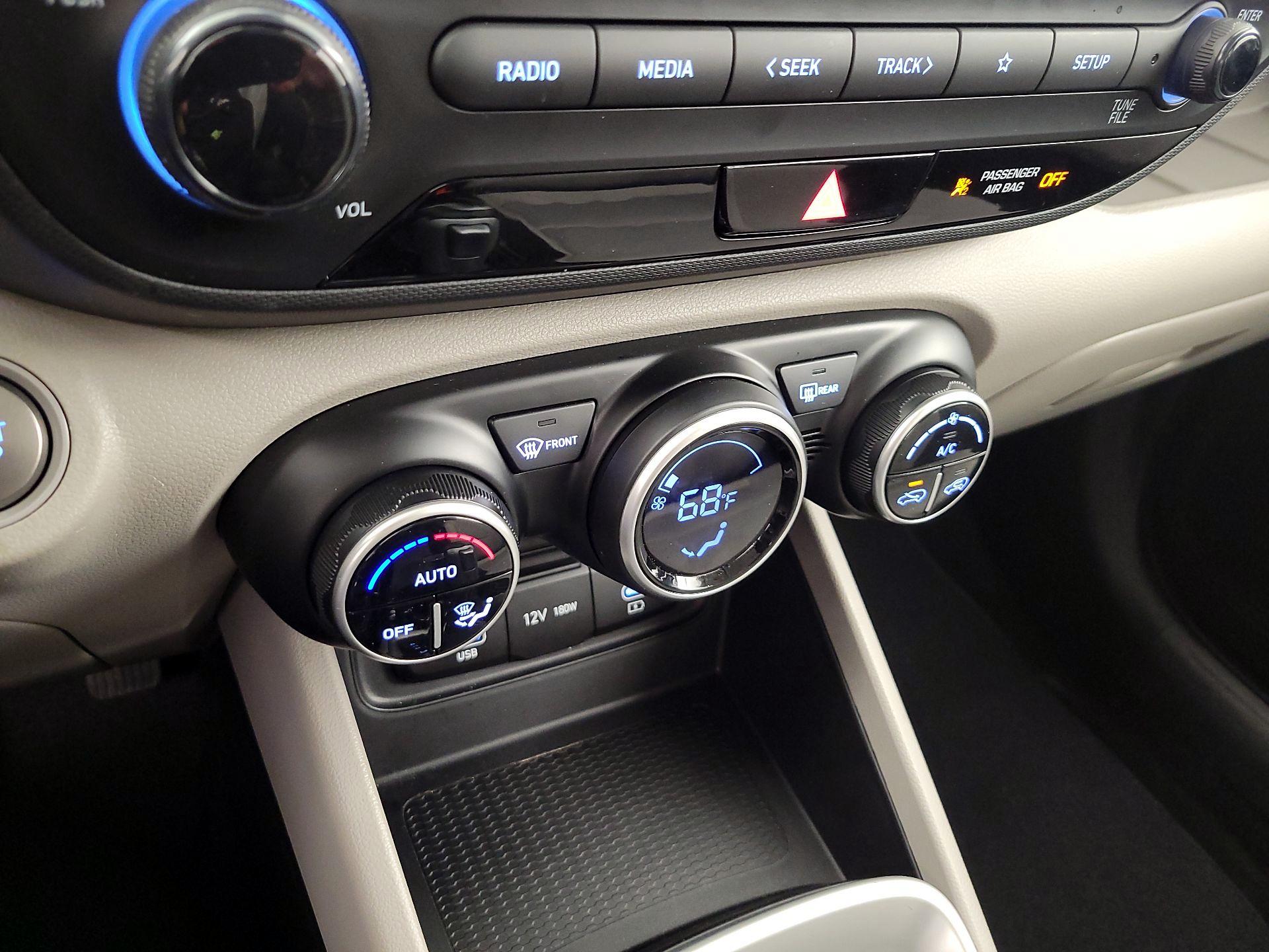 Thumbnail: 2025 Hyundai Venue - 16