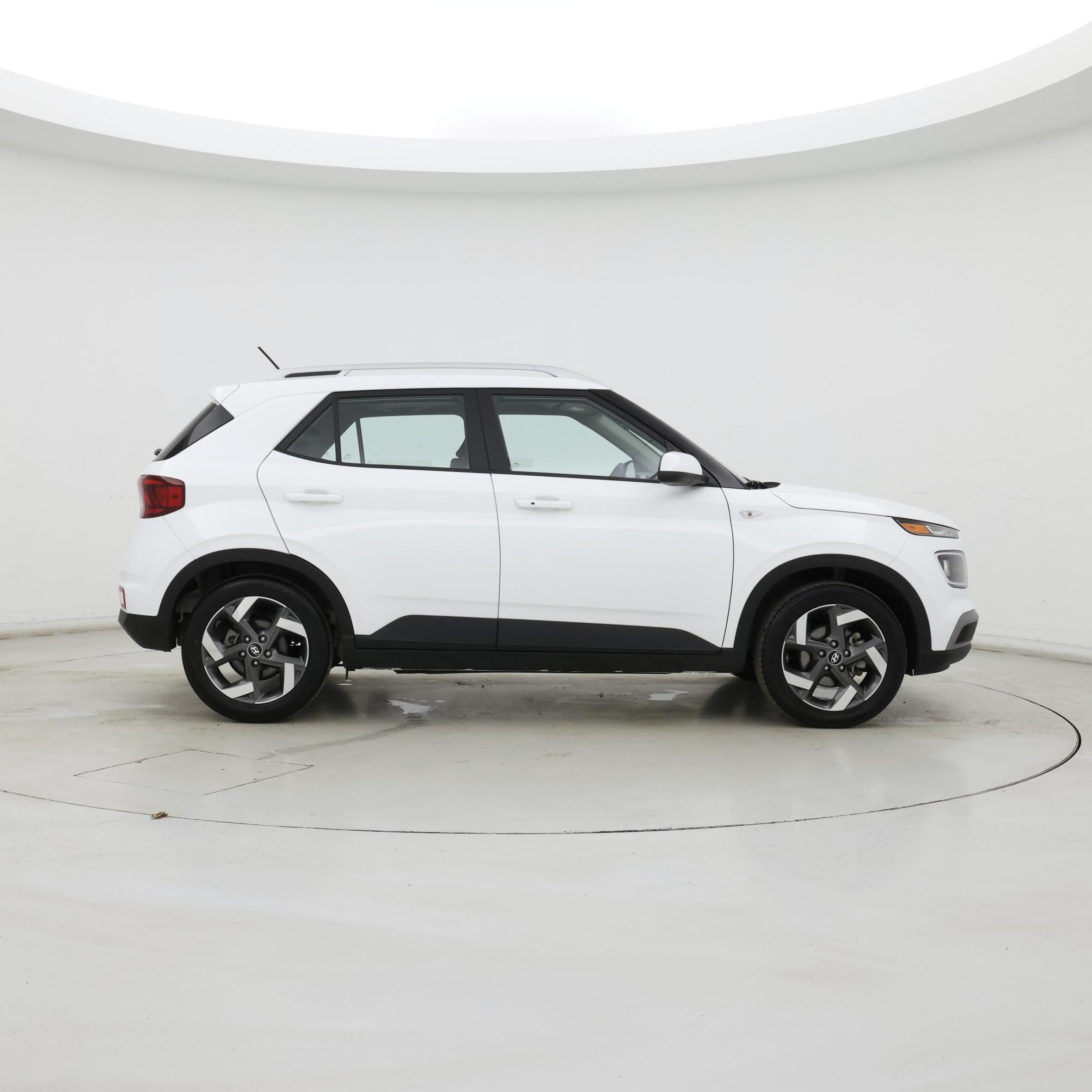 Thumbnail: 2025 Hyundai Venue - 7