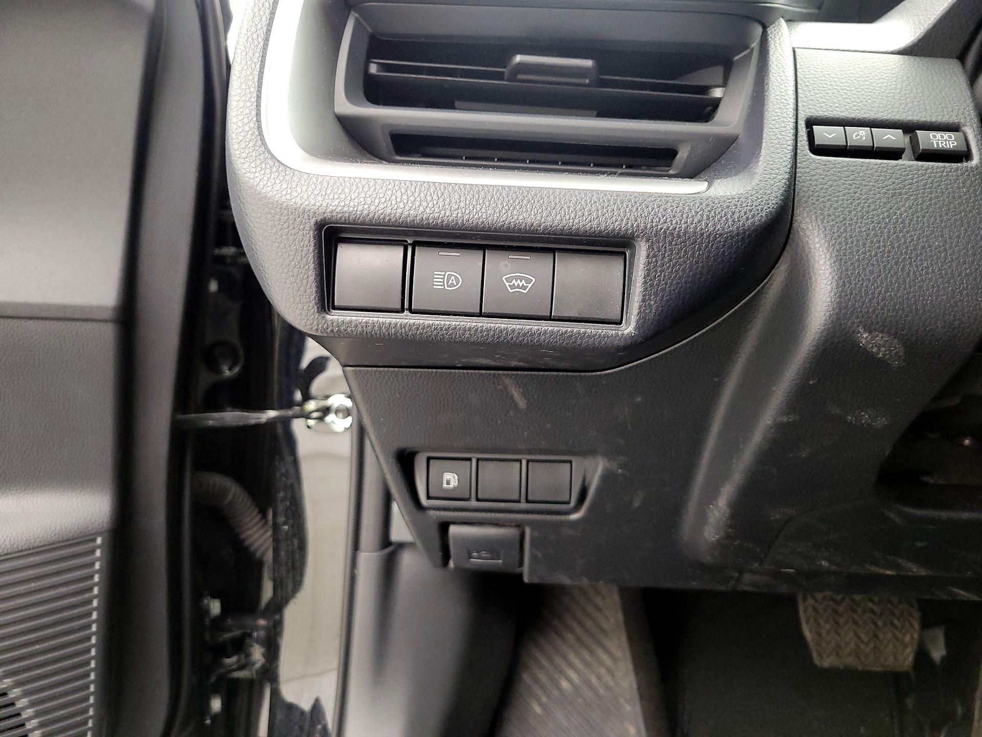 Thumbnail: 2025 Toyota Prius - 13