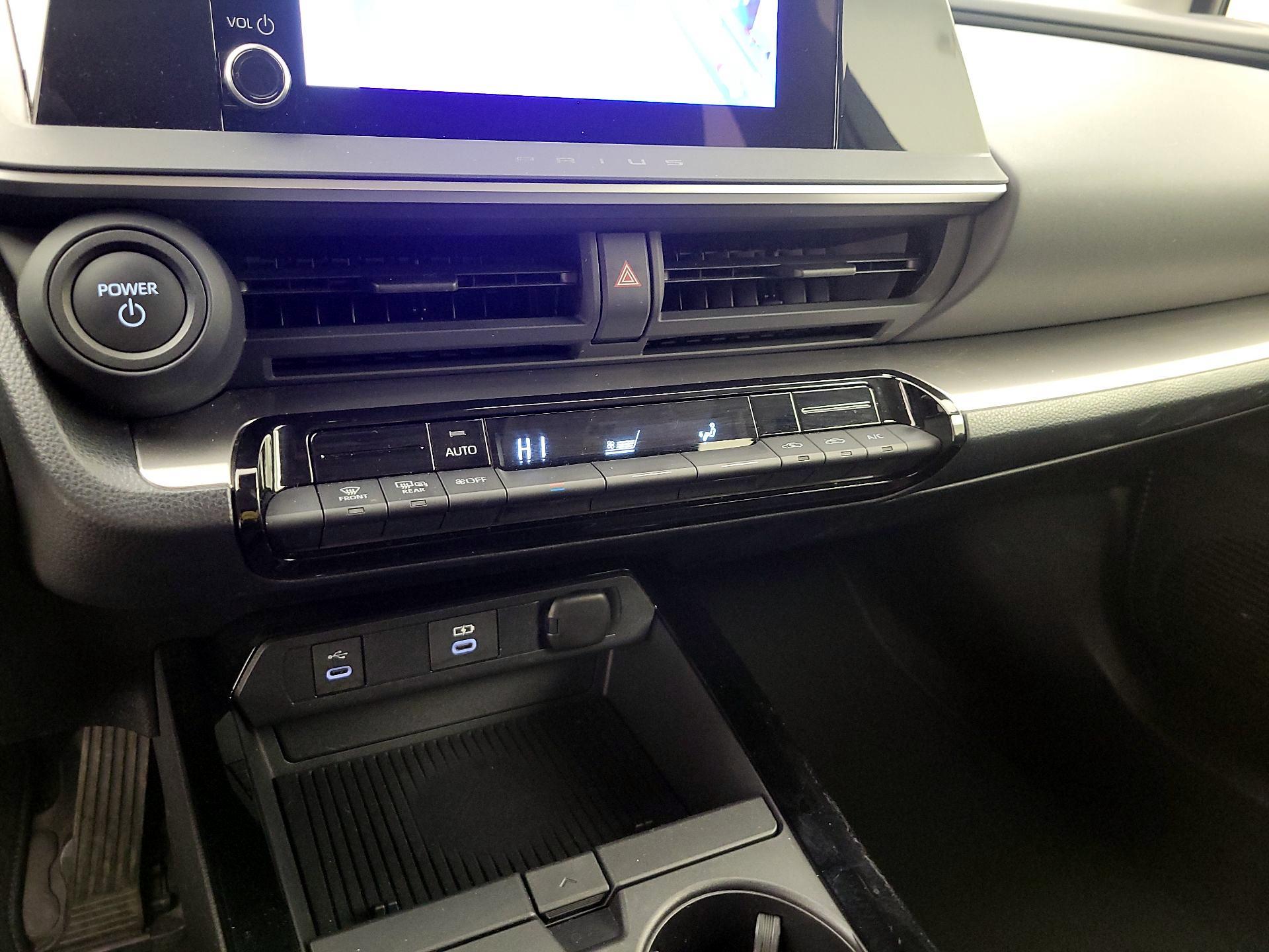 Thumbnail: 2025 Toyota Prius - 17