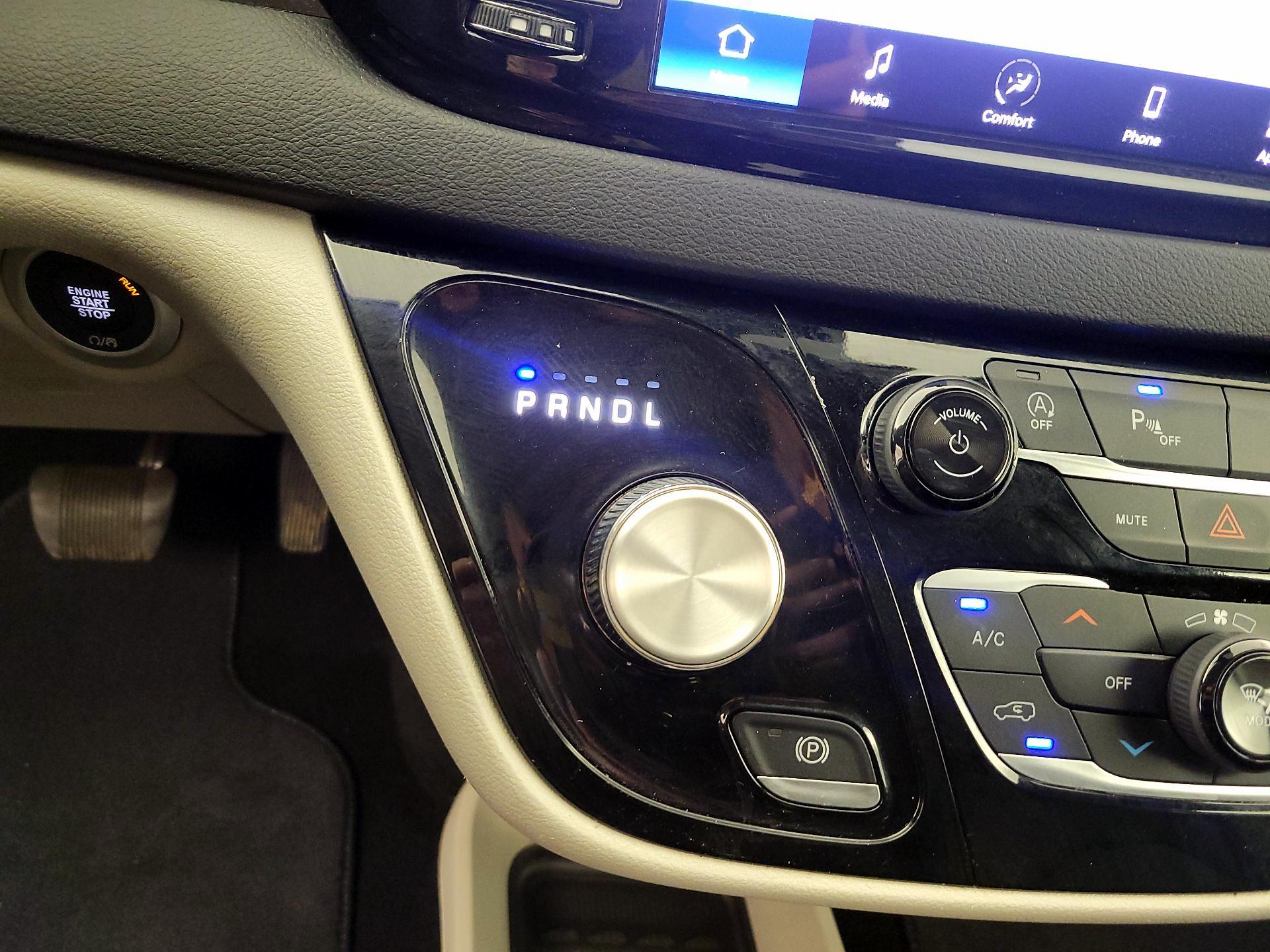 Thumbnail: 2024 Chrysler Pacifica - 17