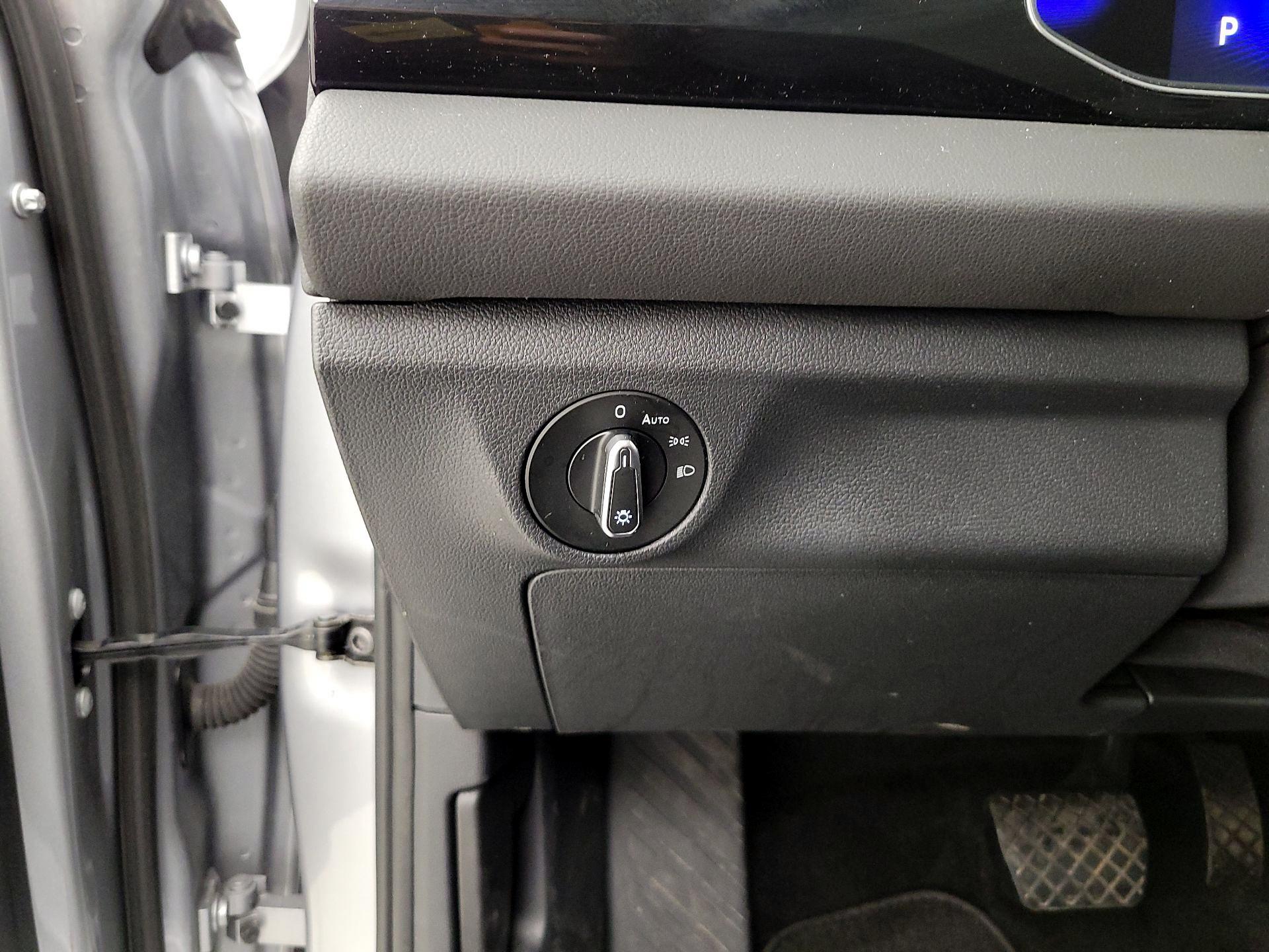 Thumbnail: 2025 Volkswagen Jetta - 13