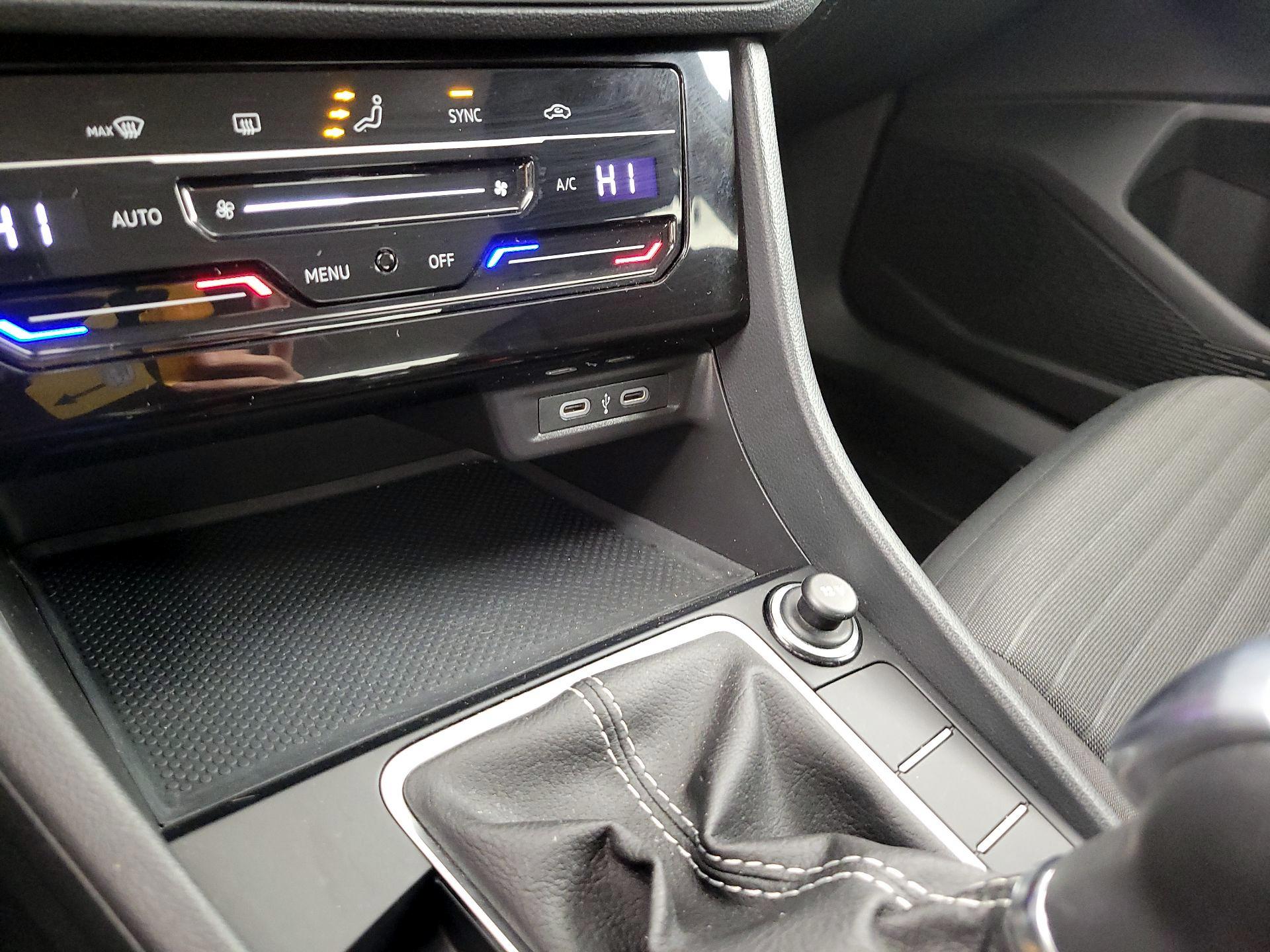 Thumbnail: 2025 Volkswagen Jetta - 18