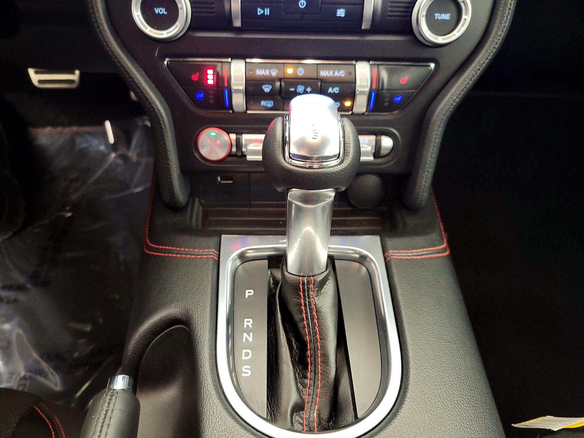 Thumbnail: 2022 Ford Mustang - 18