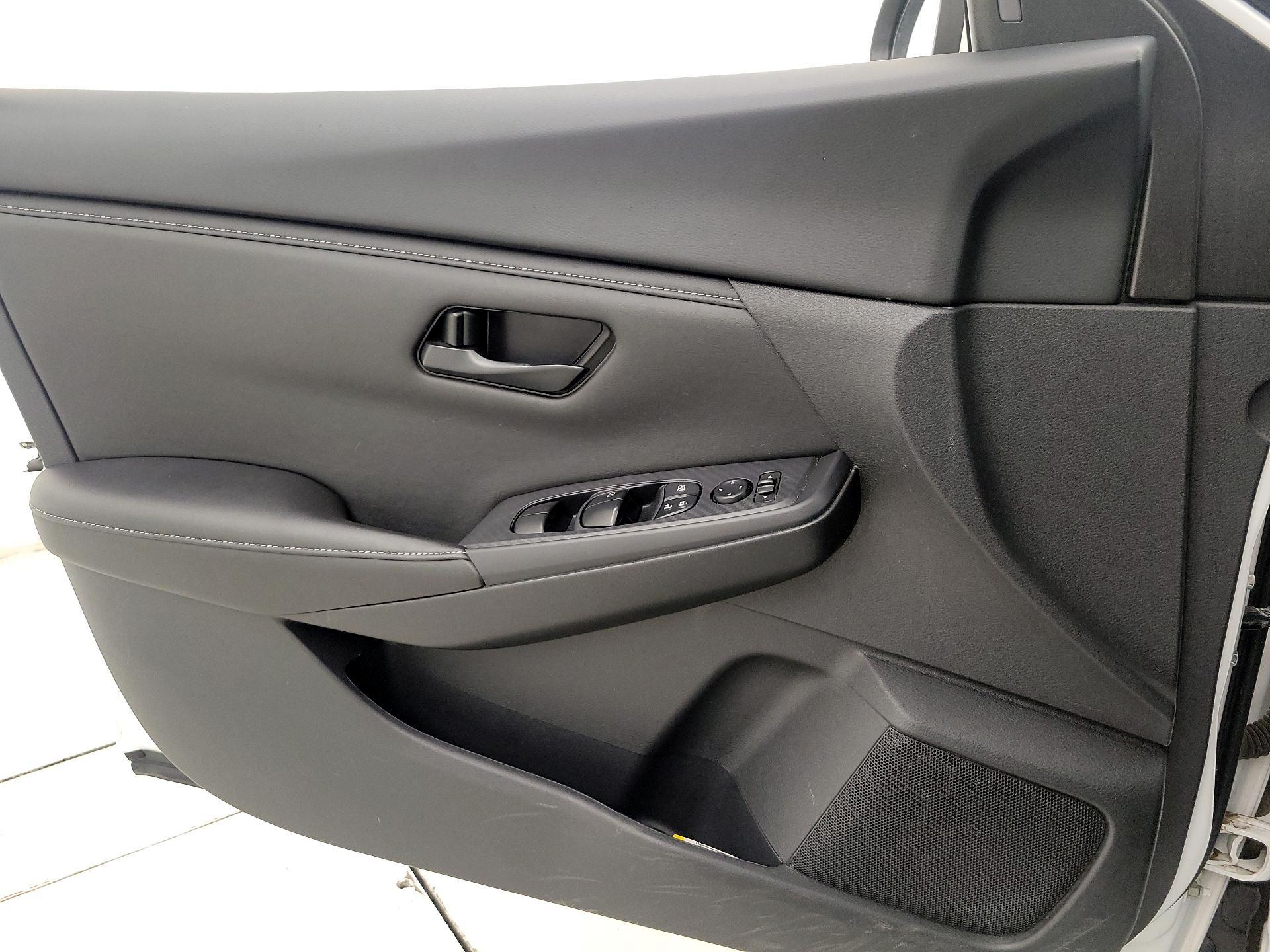 Thumbnail: 2024 Nissan Sentra - 12