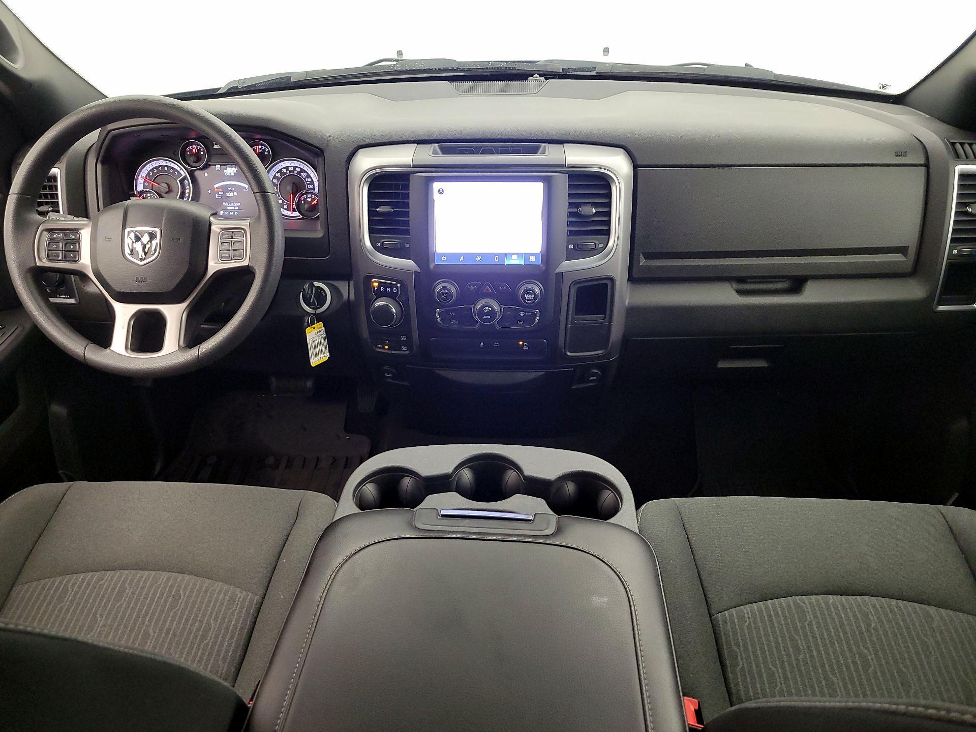 Thumbnail: 2022 RAM 1500 Classic - 9