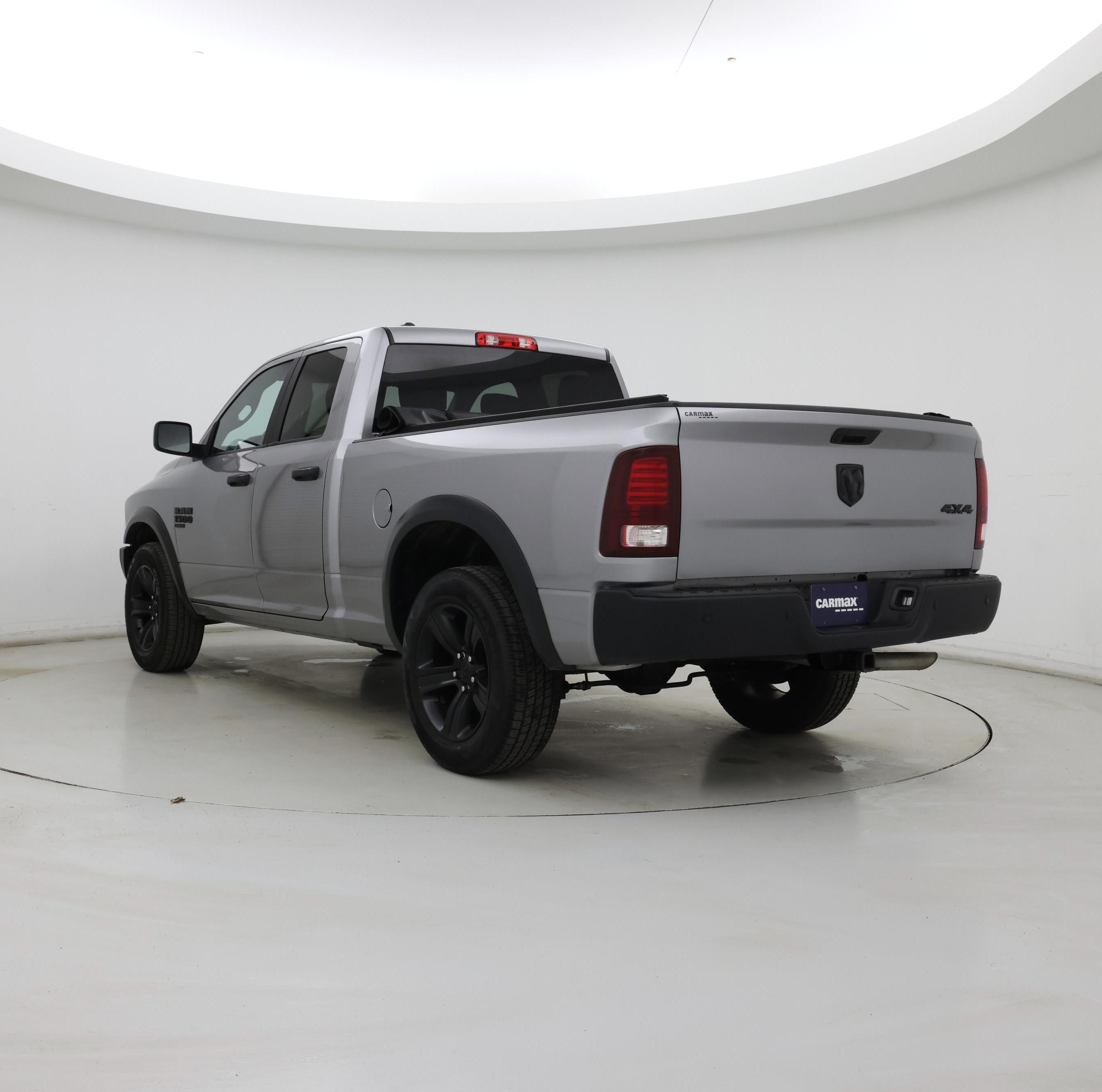 Thumbnail: 2022 RAM 1500 Classic - 2