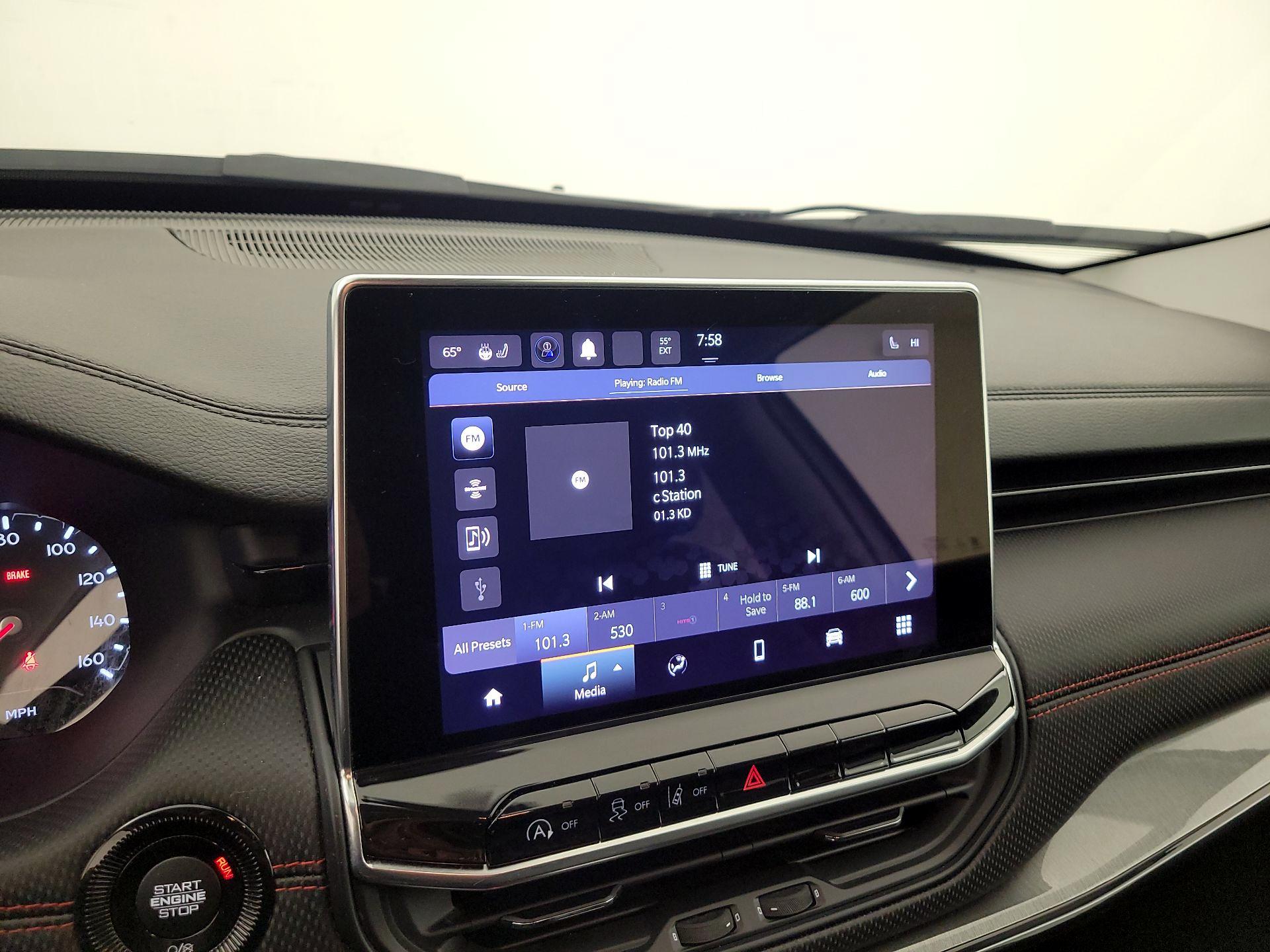 Thumbnail: 2022 Jeep Compass - 15