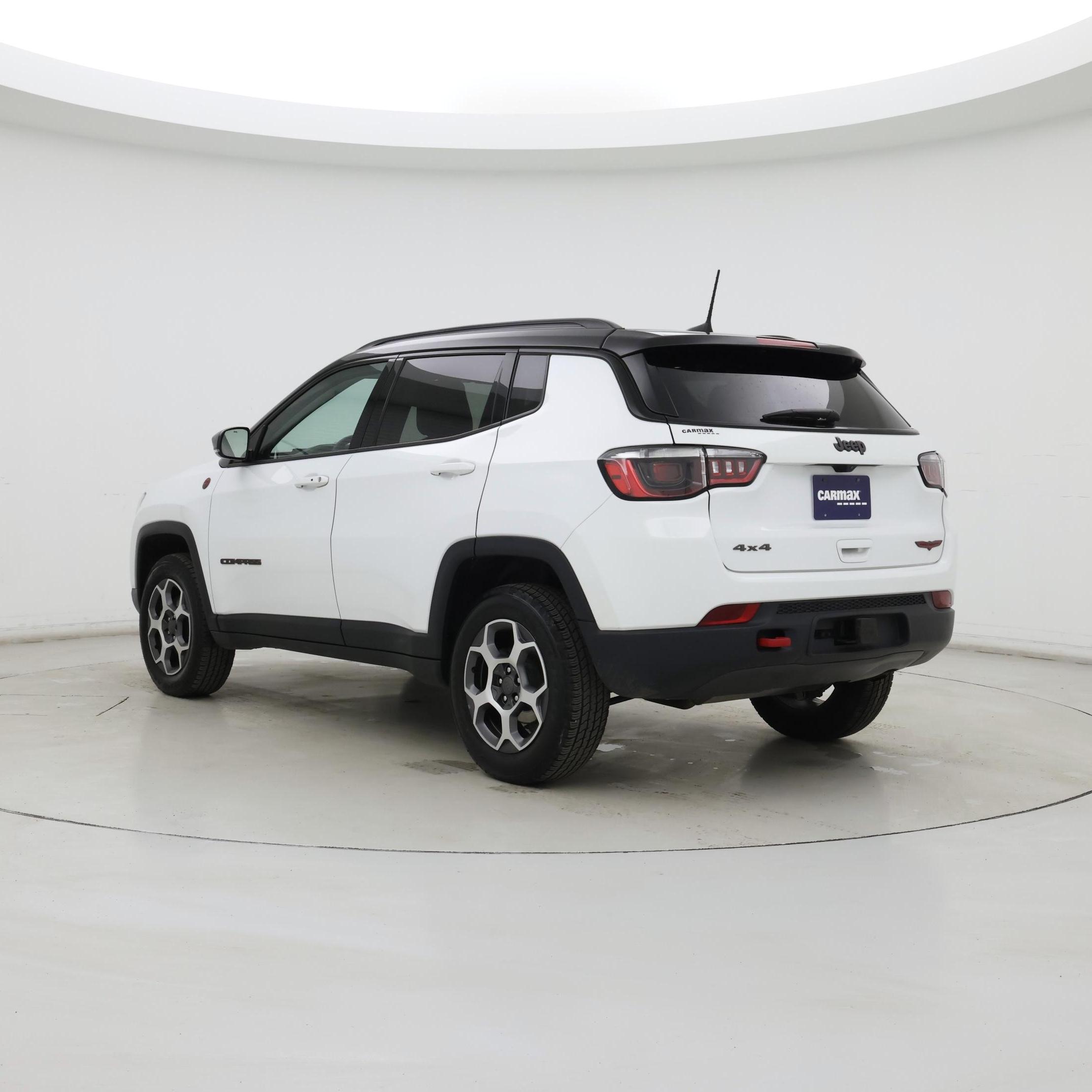 Thumbnail: 2022 Jeep Compass - 2