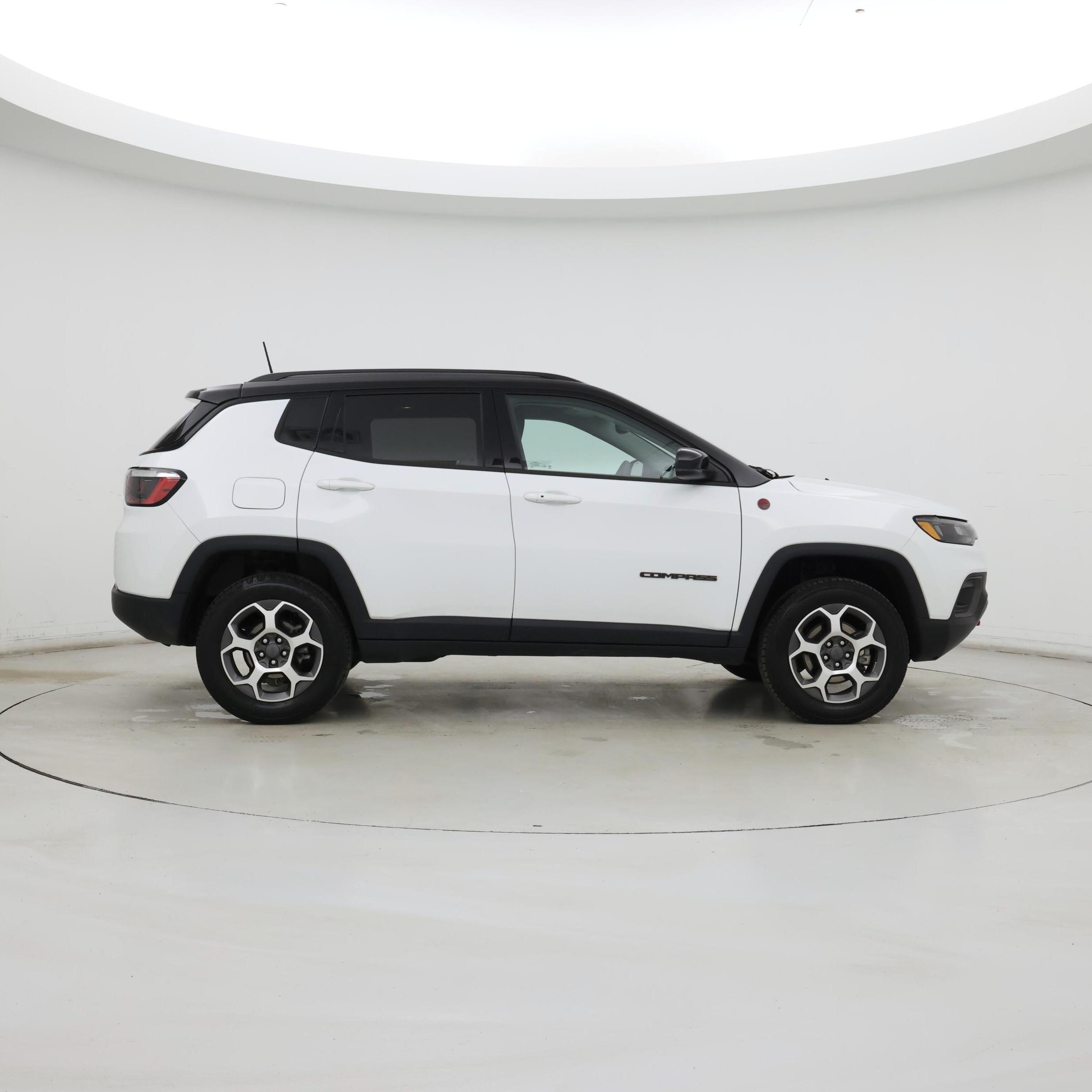 Thumbnail: 2022 Jeep Compass - 7
