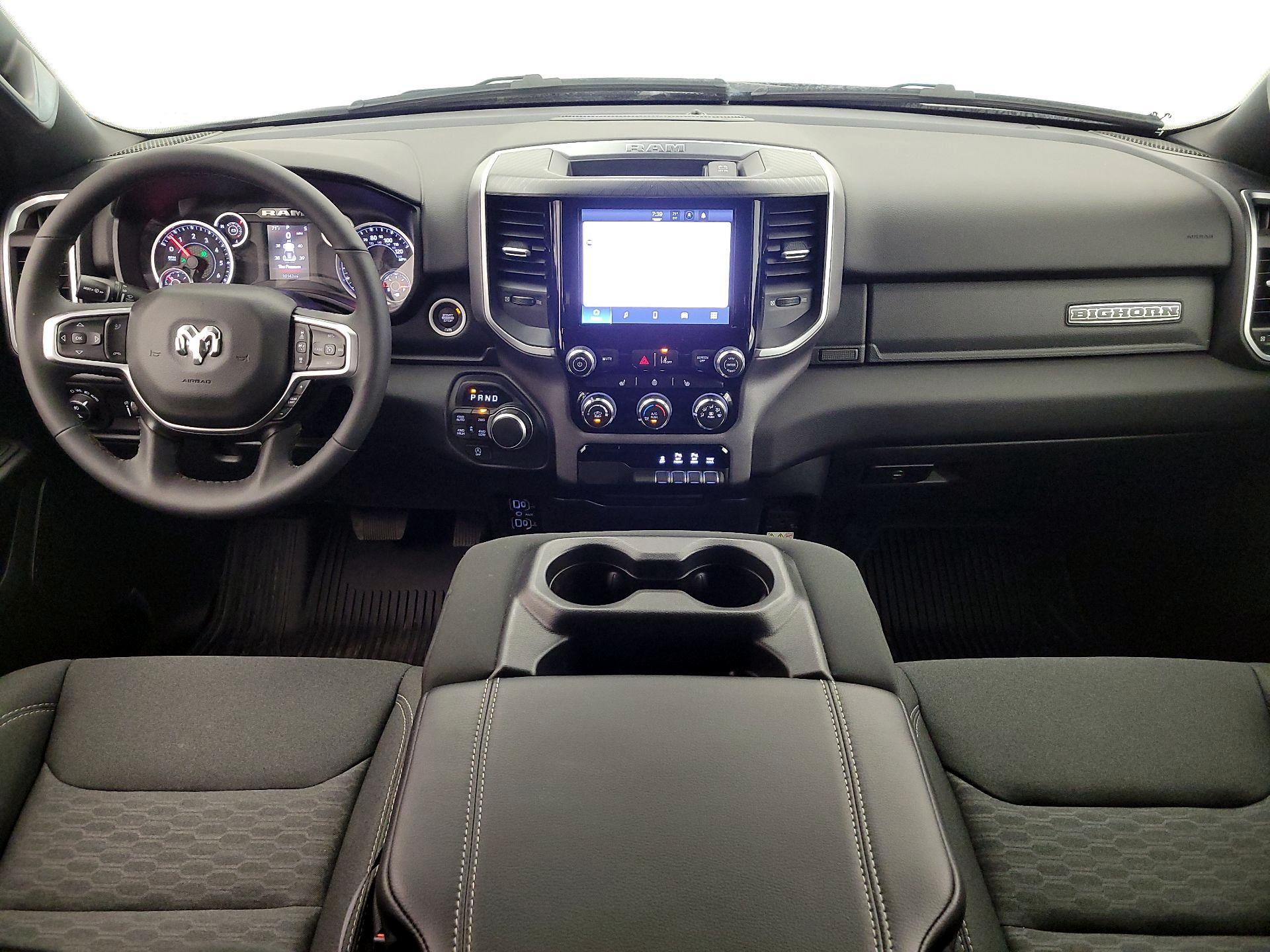 Thumbnail: 2025 RAM 1500 - 9