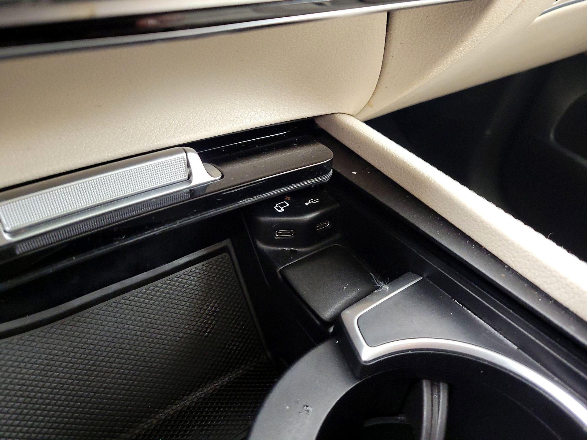 Thumbnail: 2022 Mercedes-Benz GLE - 19