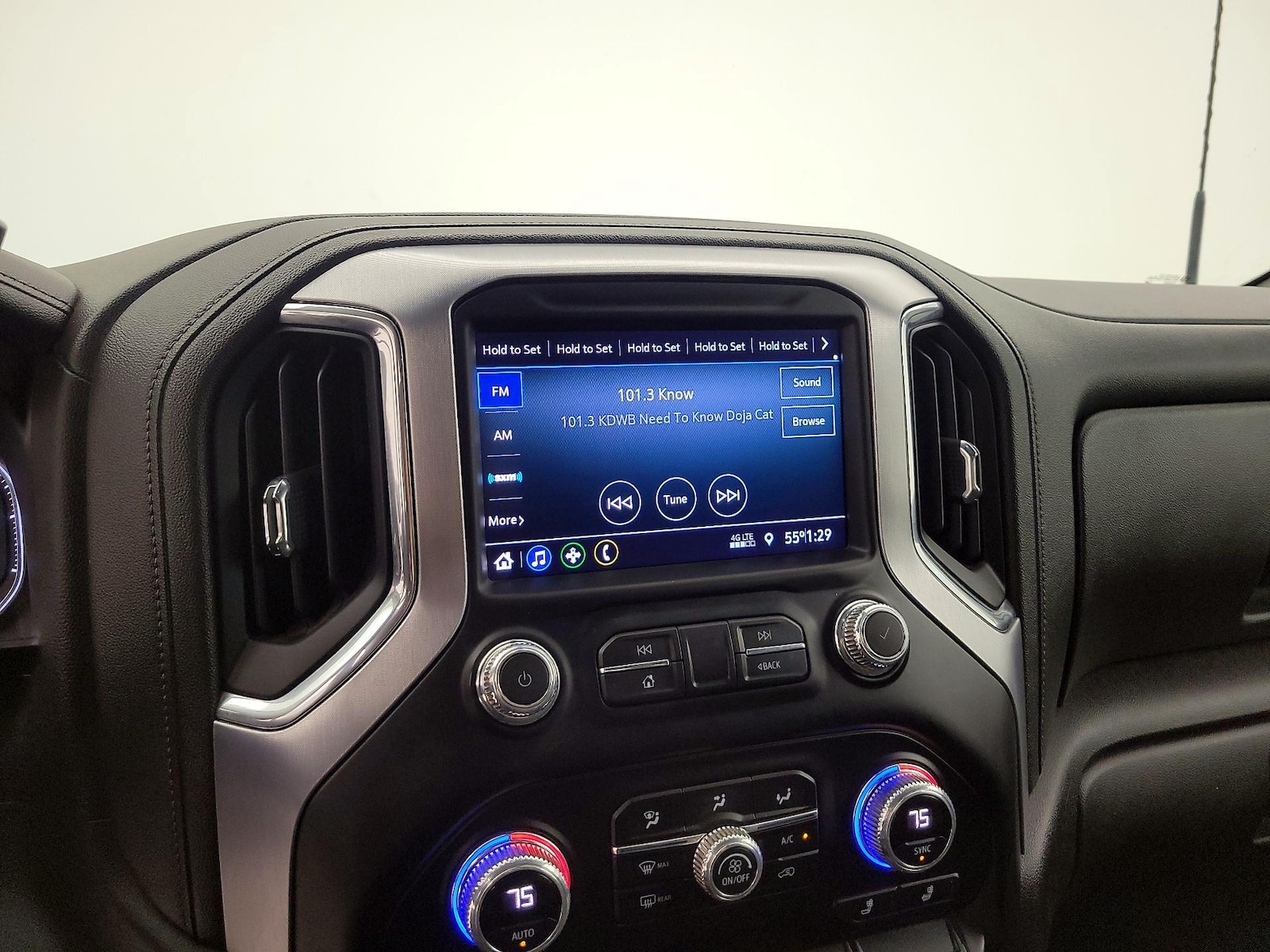 2023 GMC Sierra 3500HD SLE - Photo 17