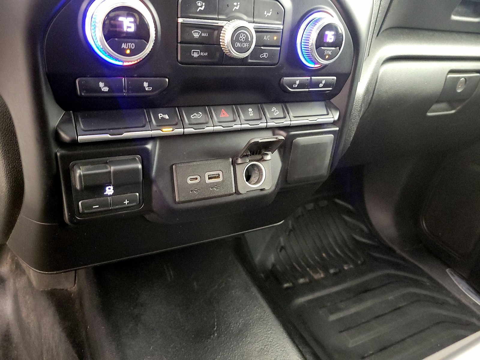 2023 GMC Sierra 3500HD SLE - Photo 20