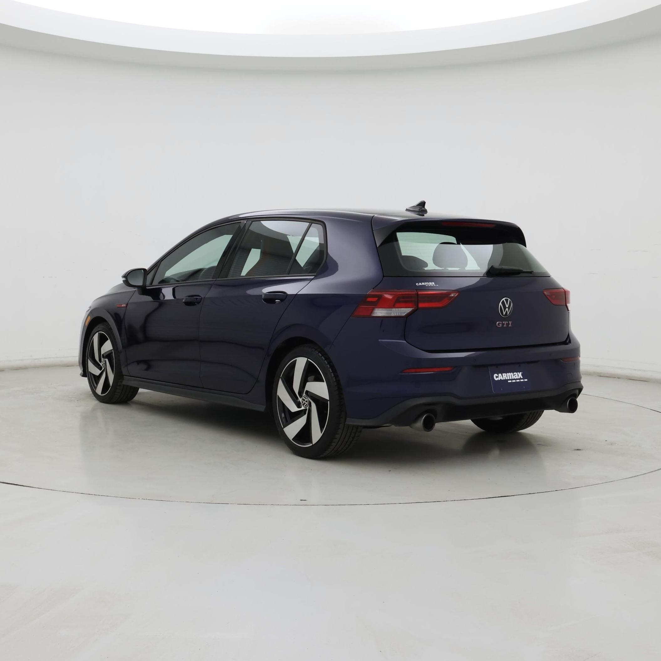 Thumbnail: 2023 Volkswagen Golf - 2