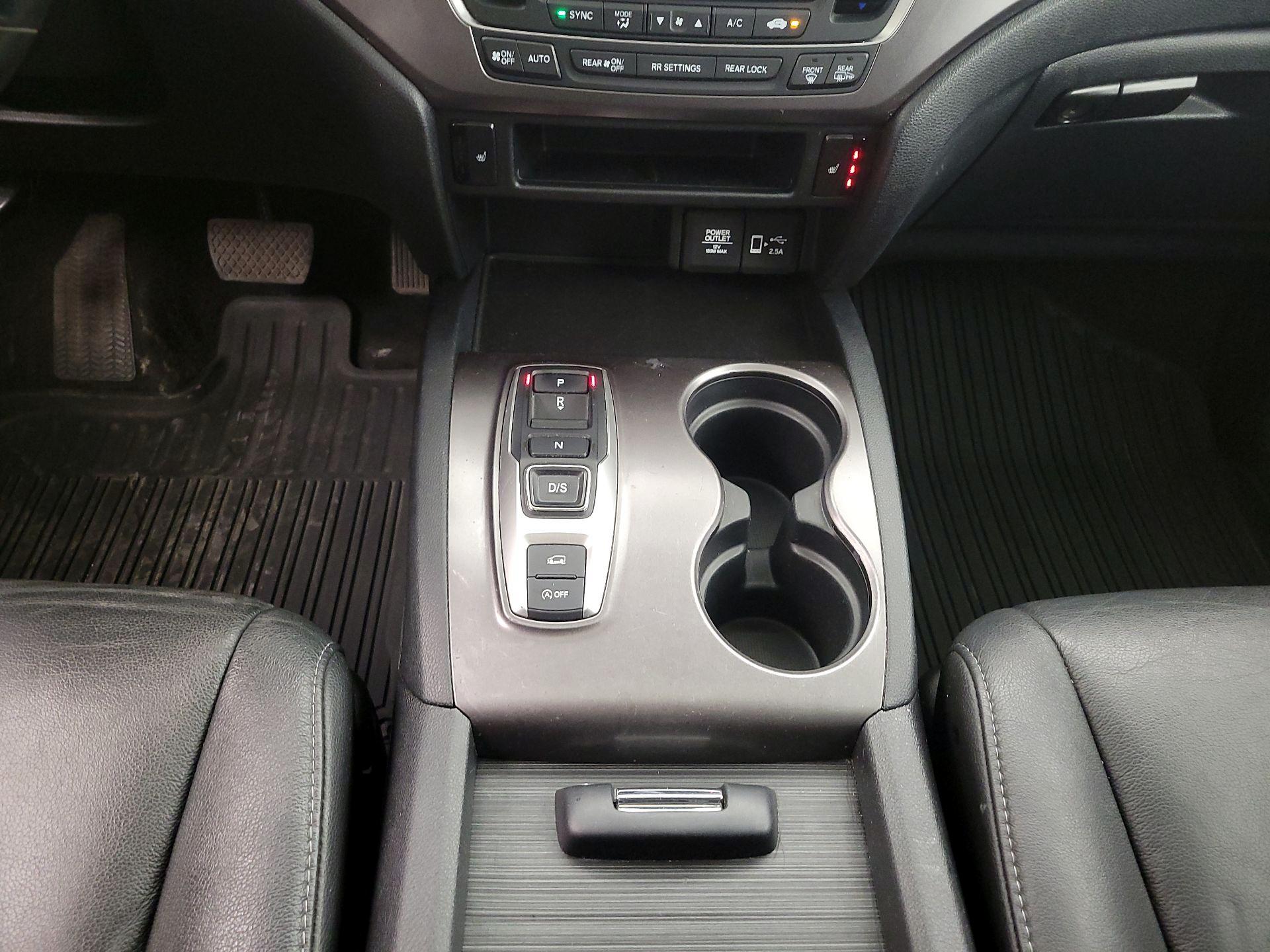 Thumbnail: 2022 Honda Pilot - 17