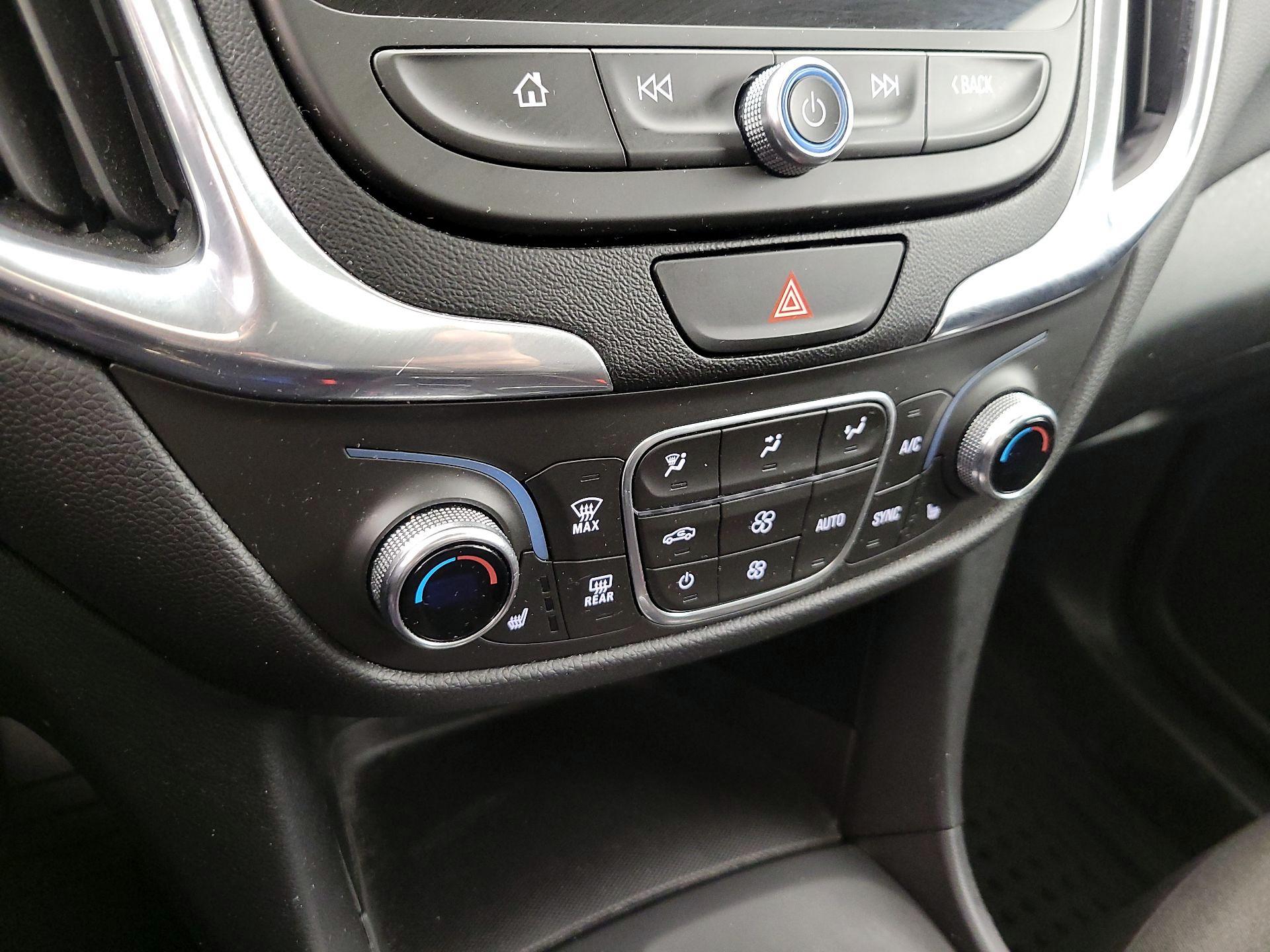 Thumbnail: 2020 Chevrolet Equinox - 17