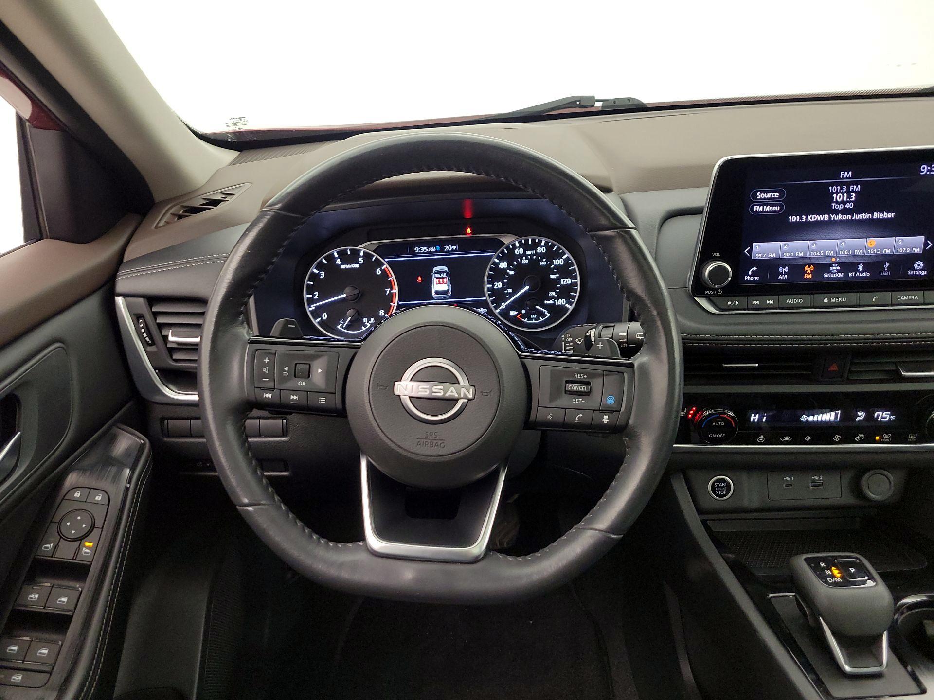 Thumbnail: 2023 Nissan Rogue - 10