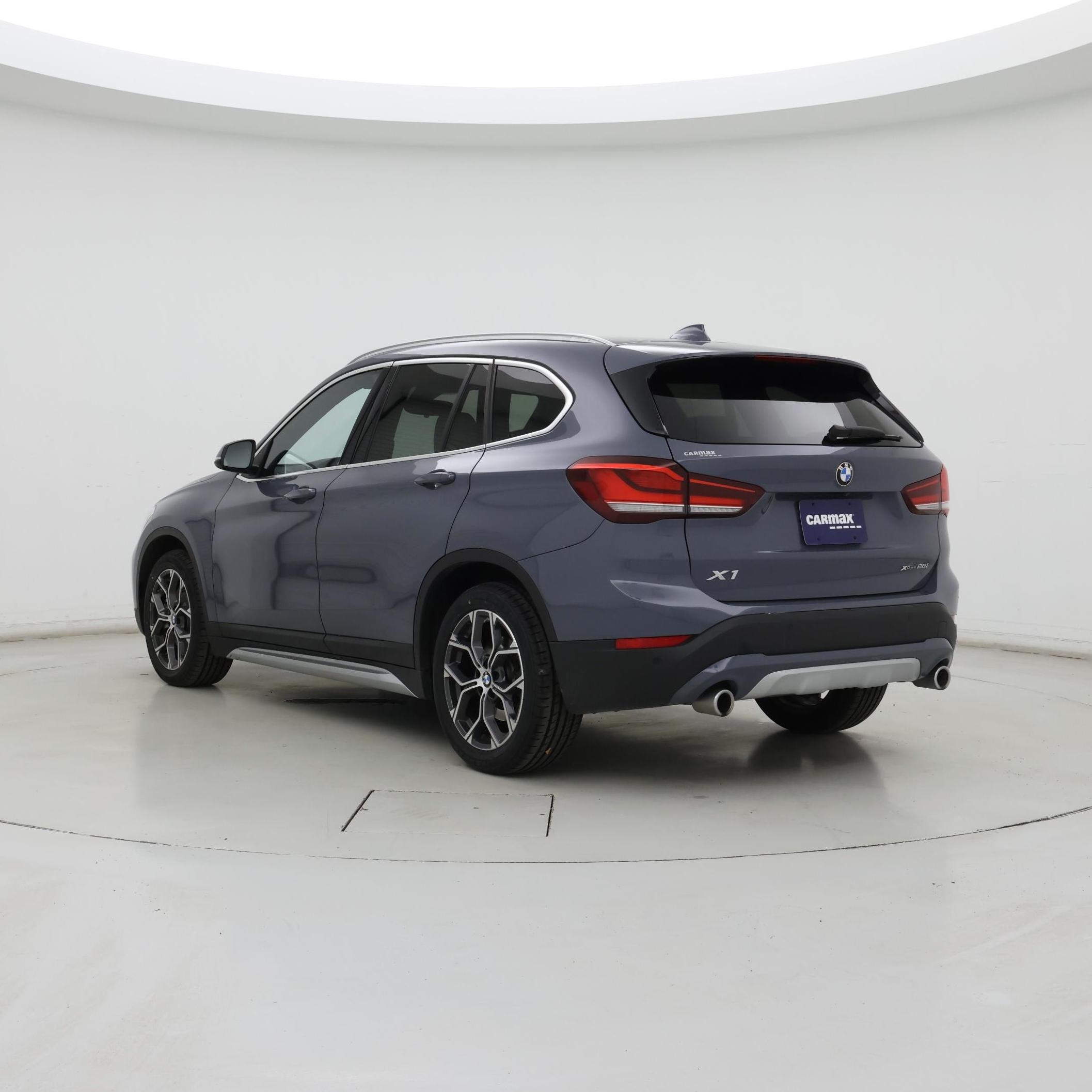 Thumbnail: 2021 BMW X1 - 2