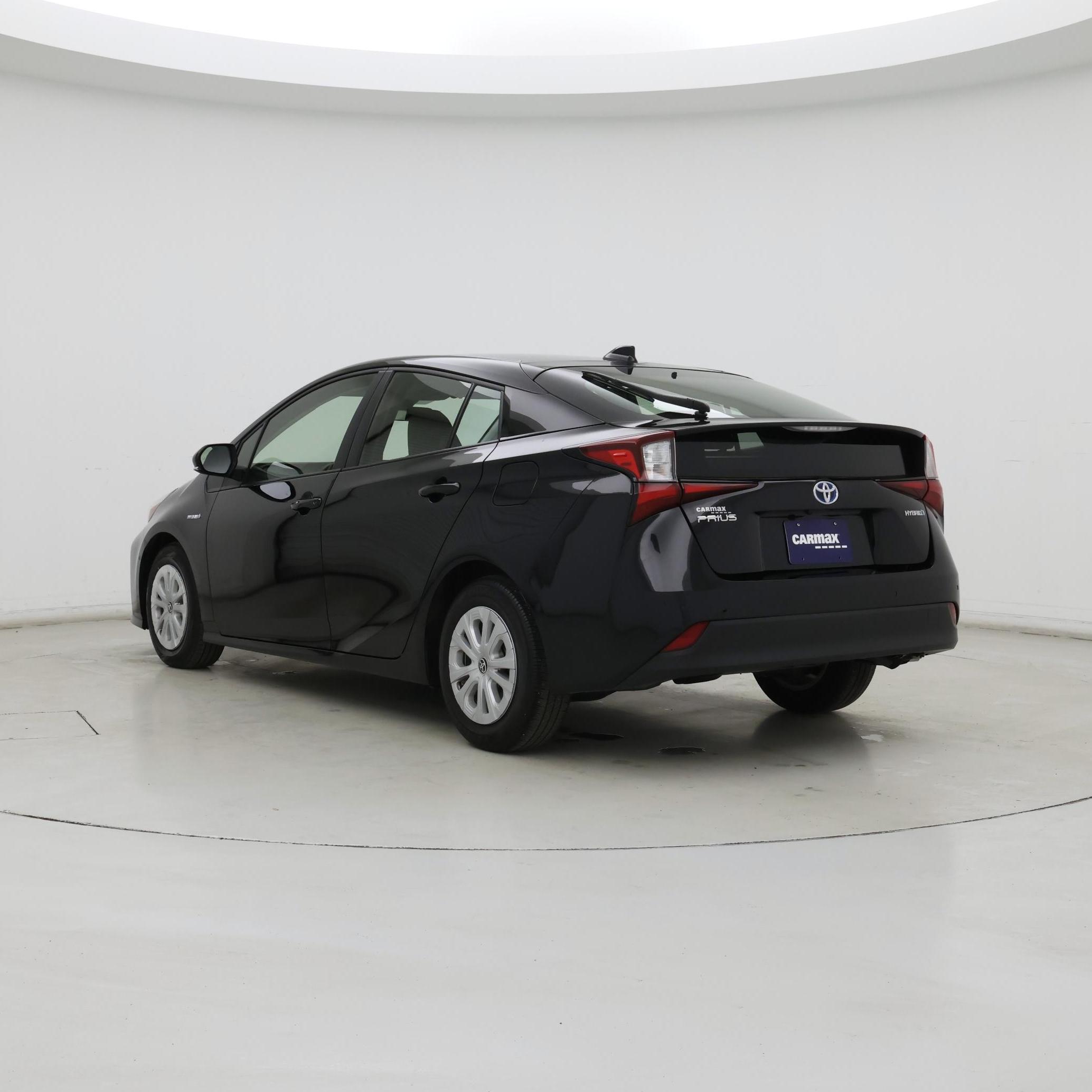 Thumbnail: 2022 Toyota Prius - 2