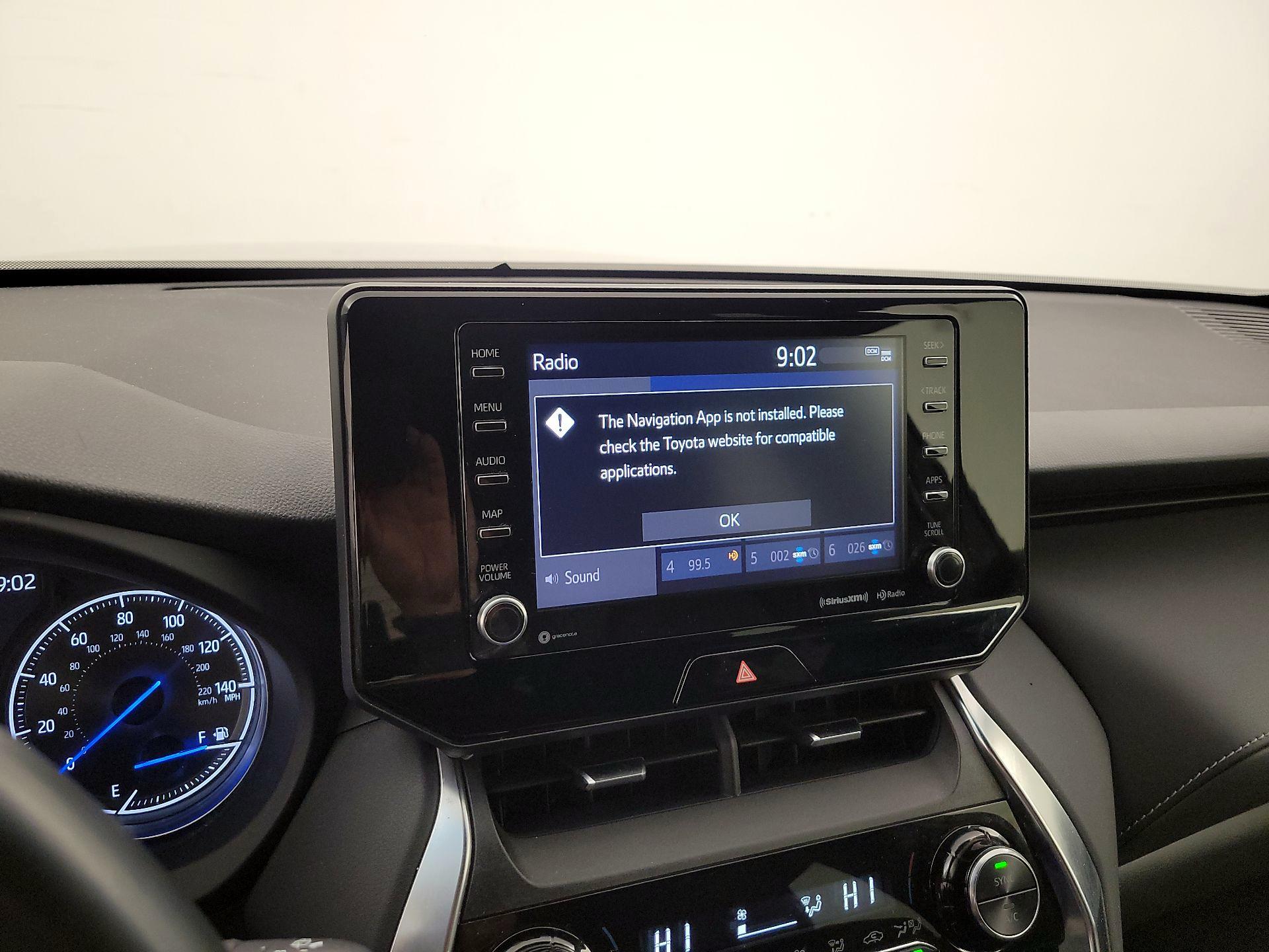 Thumbnail: 2021 Toyota Venza - 14