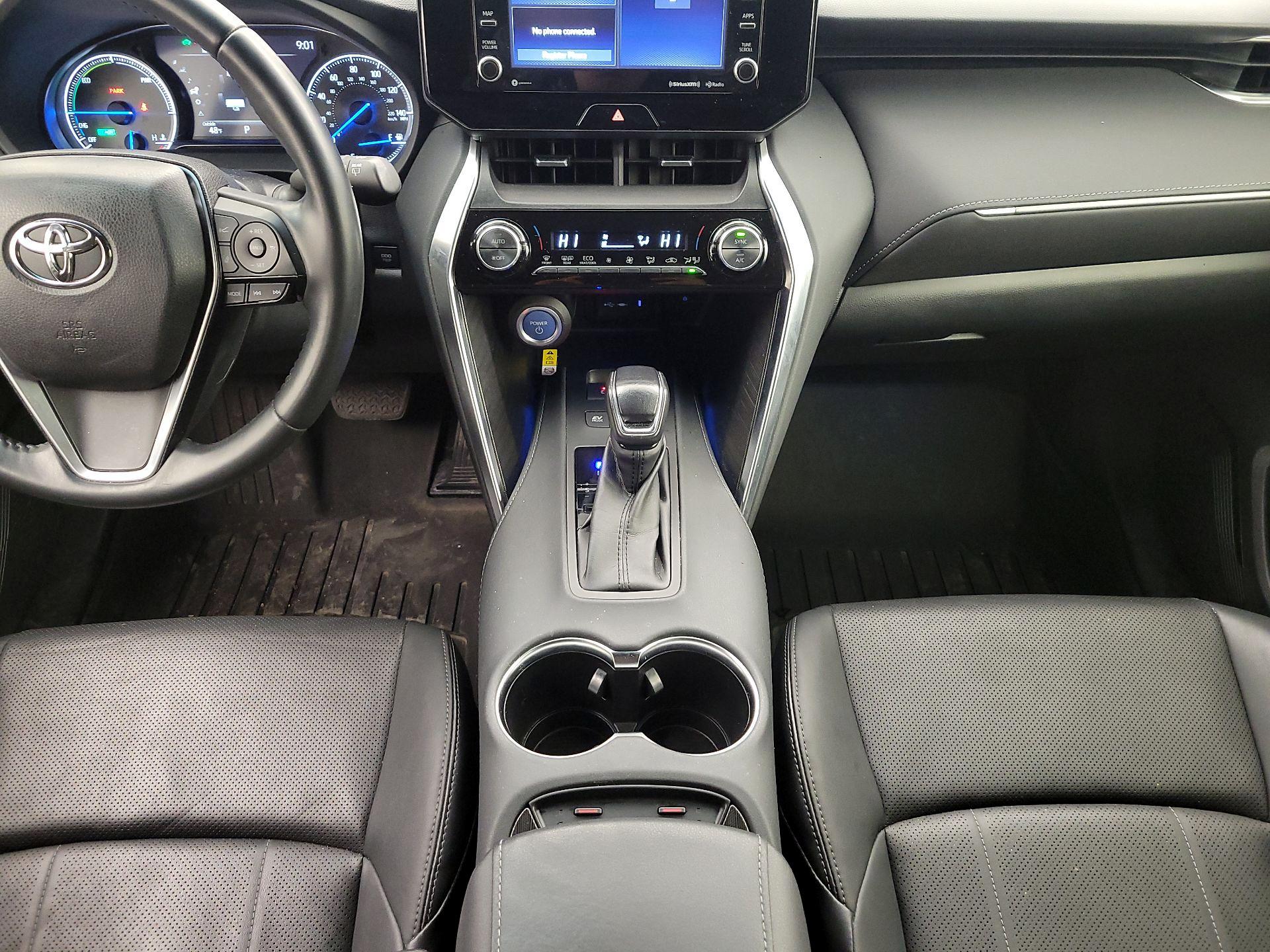 Thumbnail: 2021 Toyota Venza - 18