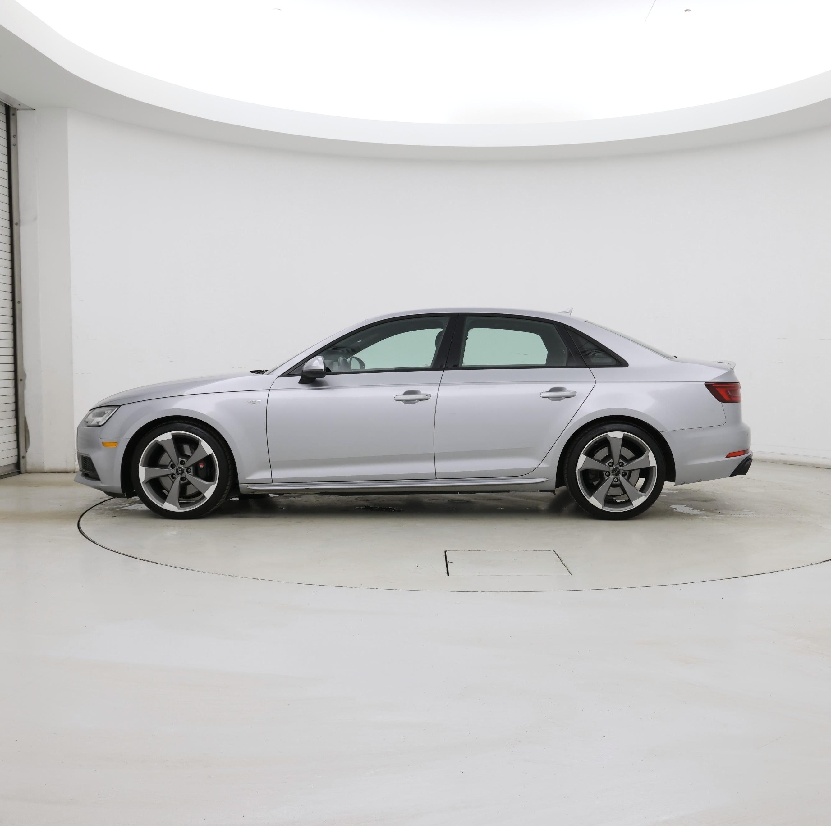 Thumbnail: 2018 Audi S4 - 3