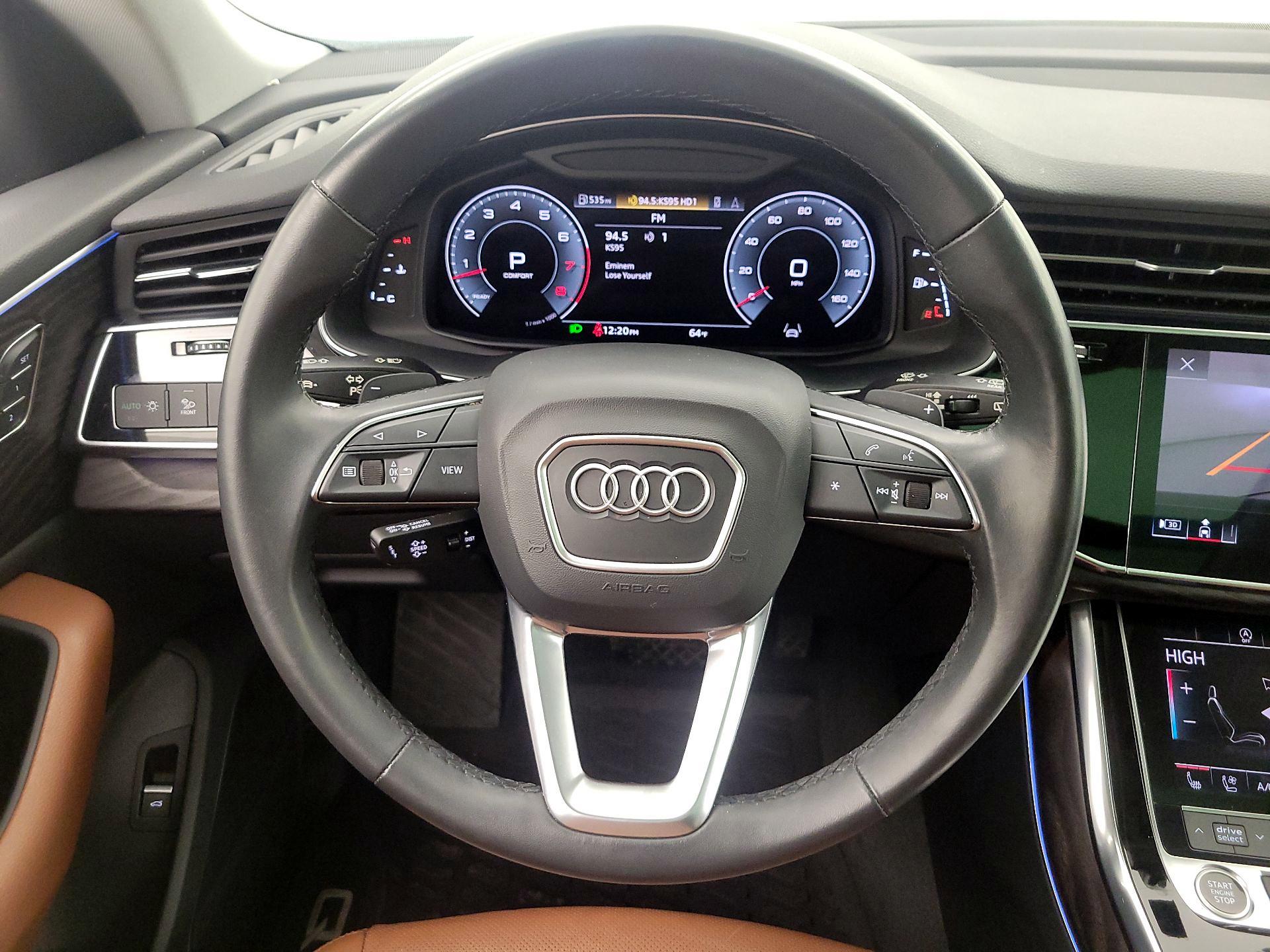 Thumbnail: 2021 Audi Q8 - 10