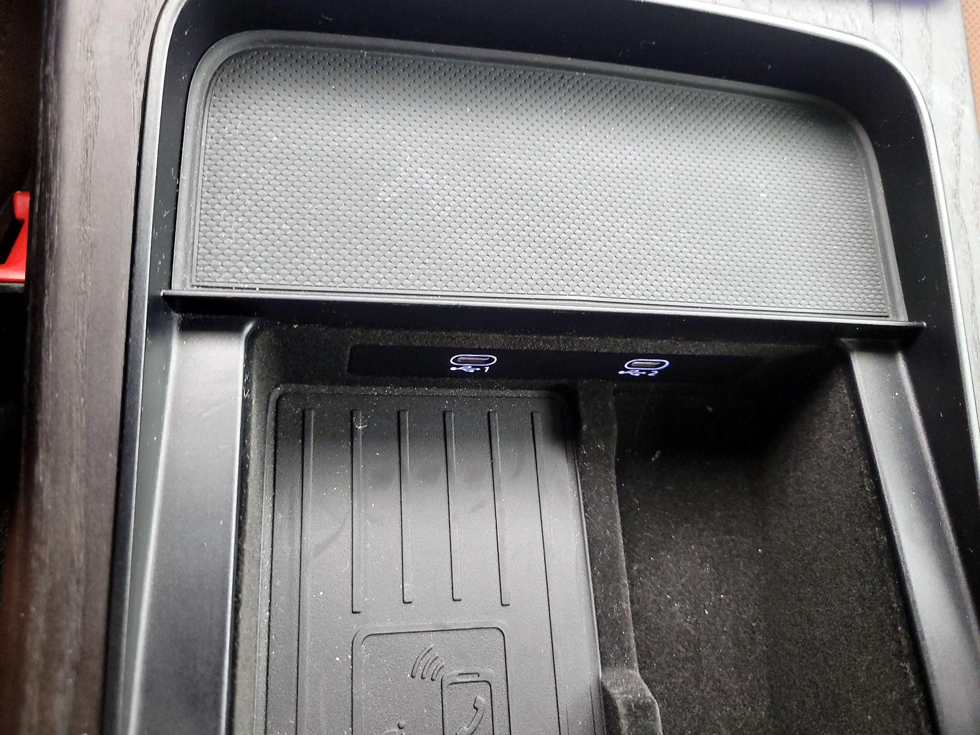 Thumbnail: 2021 Audi Q8 - 19