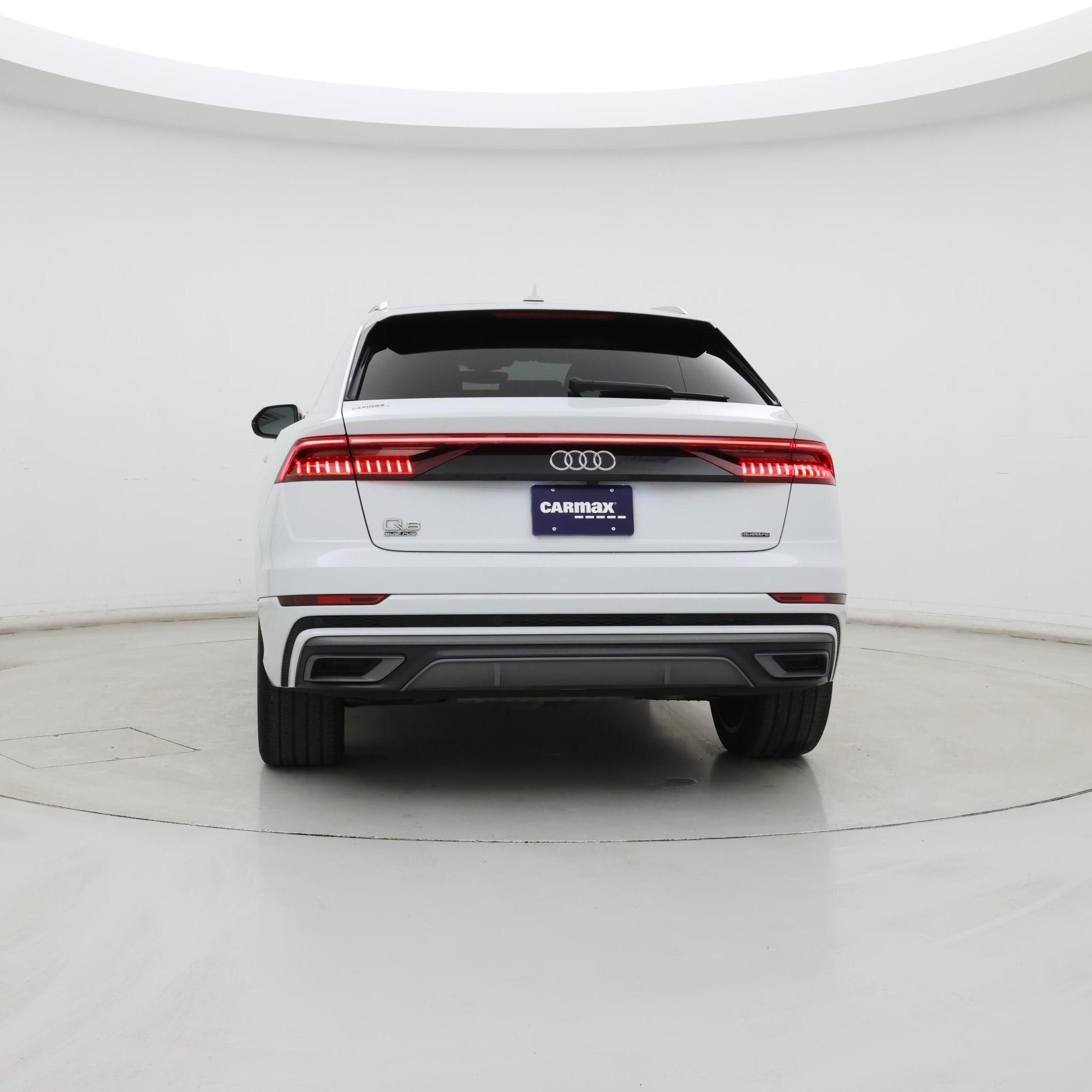 Thumbnail: 2021 Audi Q8 - 6