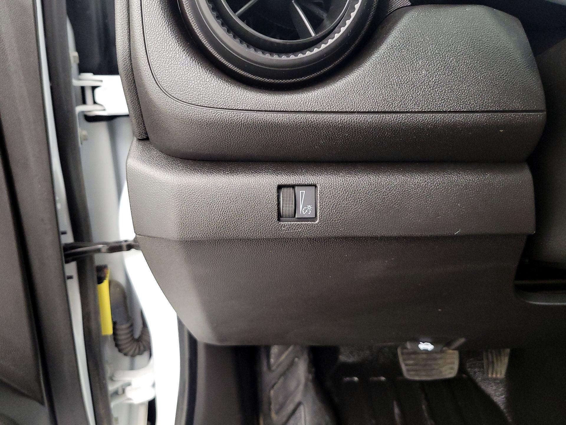 Thumbnail: 2023 Chevrolet Colorado - 13