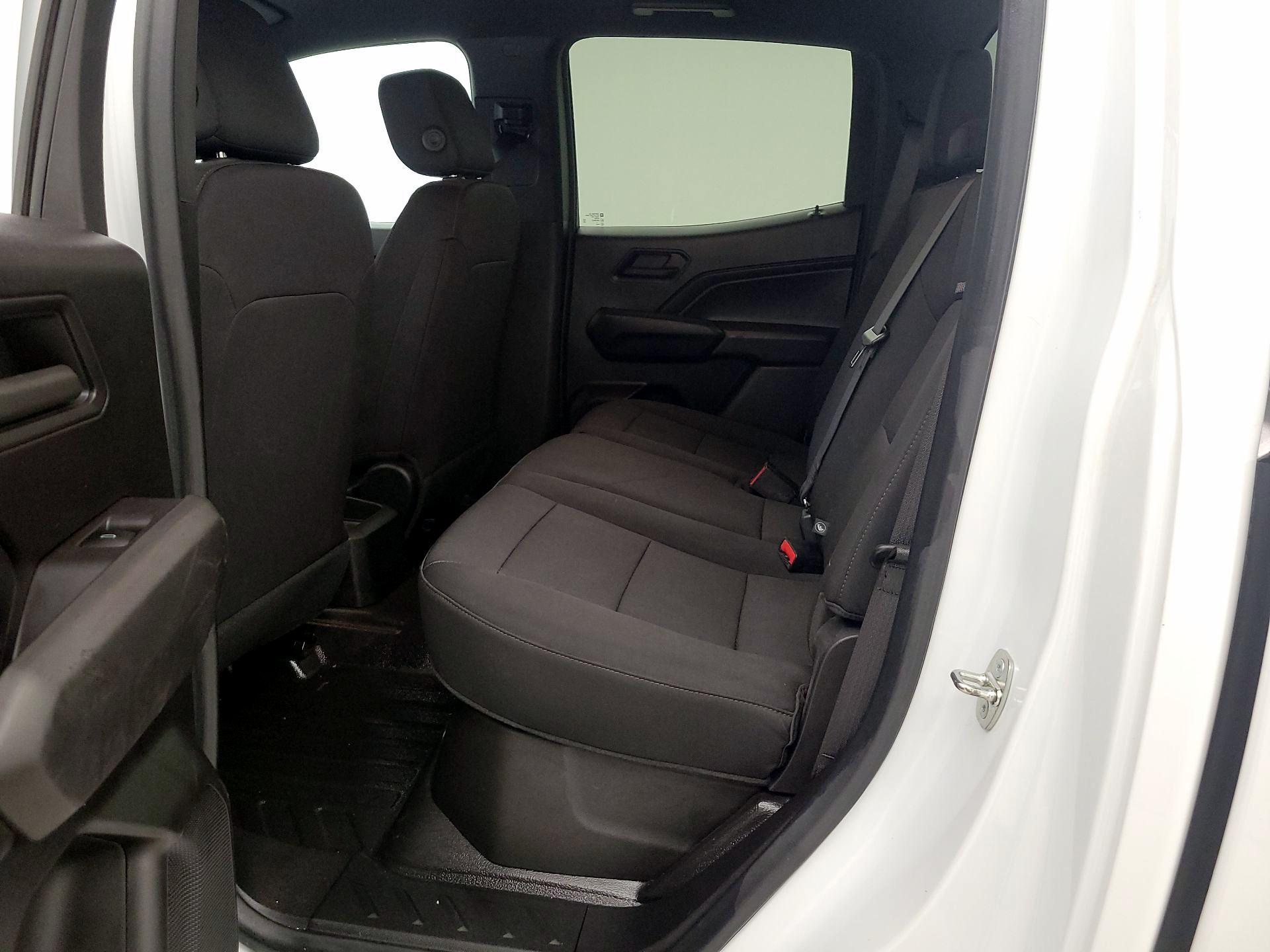 Thumbnail: 2023 Chevrolet Colorado - 20