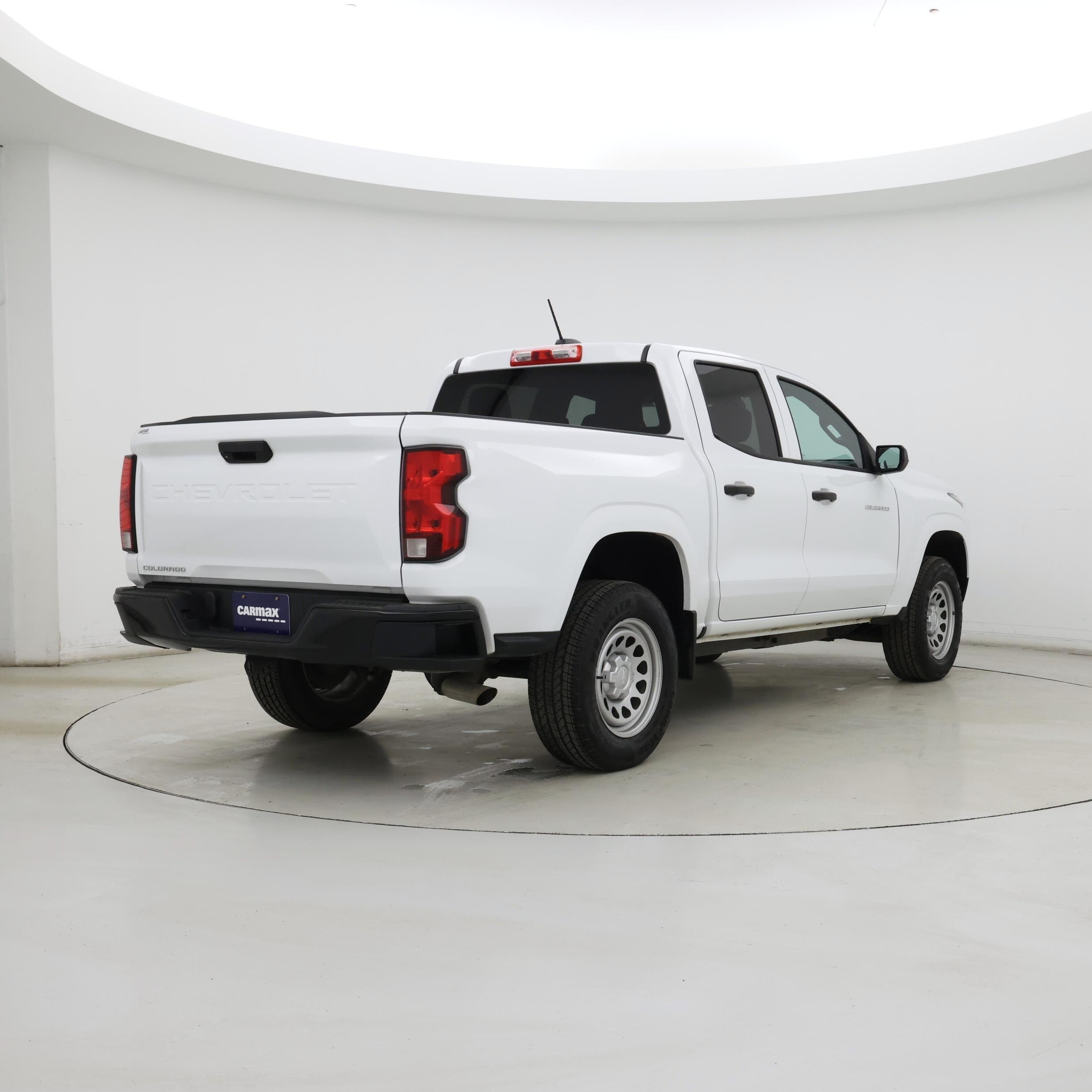 Thumbnail: 2023 Chevrolet Colorado - 8