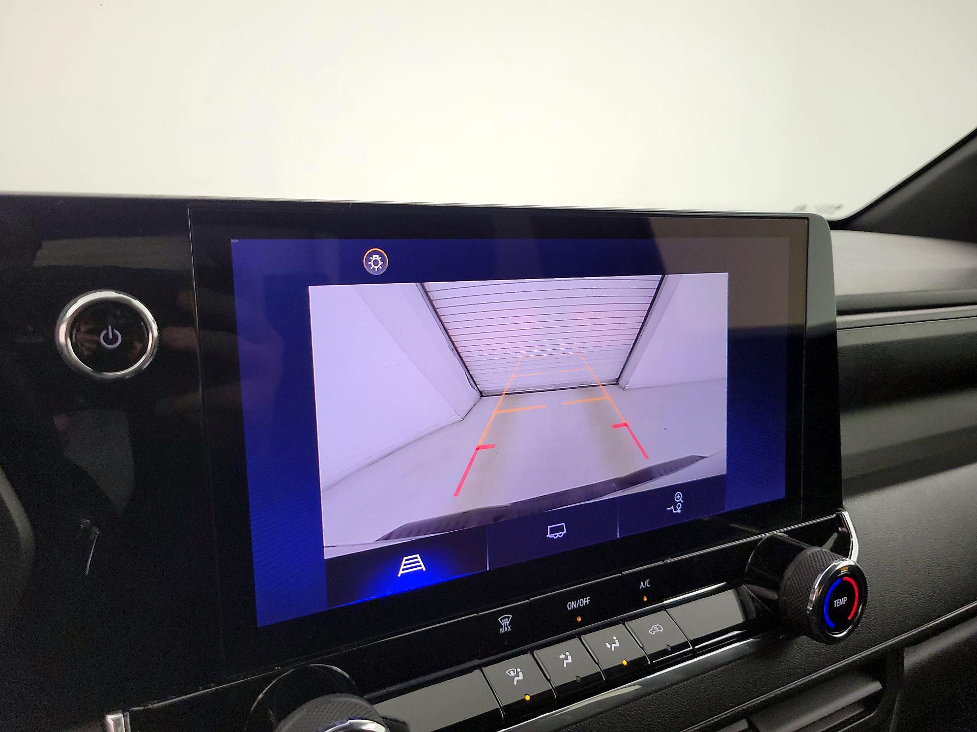 Thumbnail: 2023 Chevrolet Colorado - 14