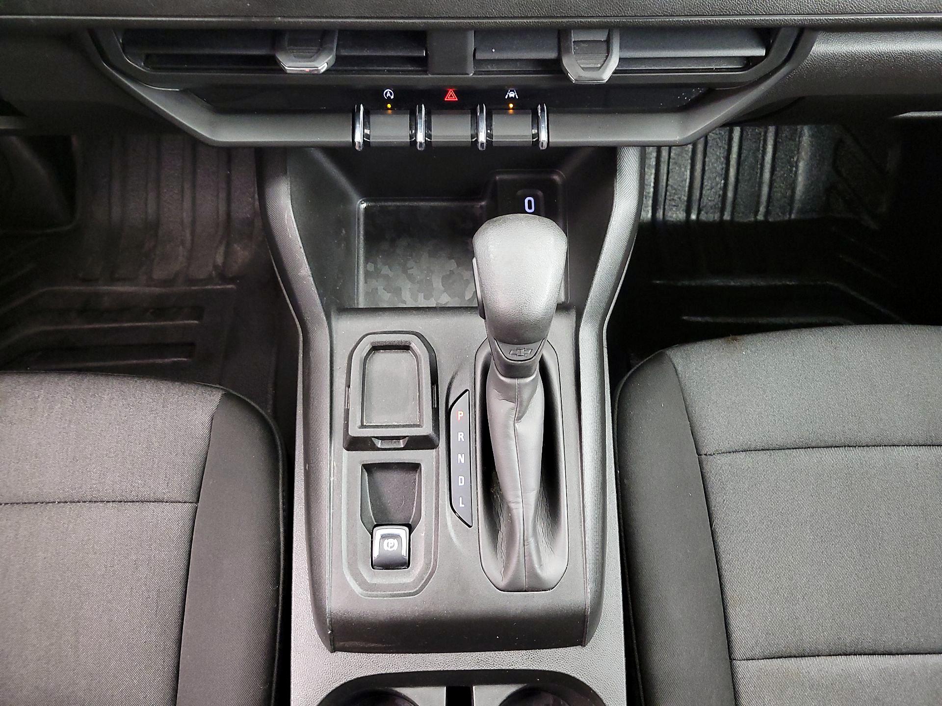 Thumbnail: 2023 Chevrolet Colorado - 17