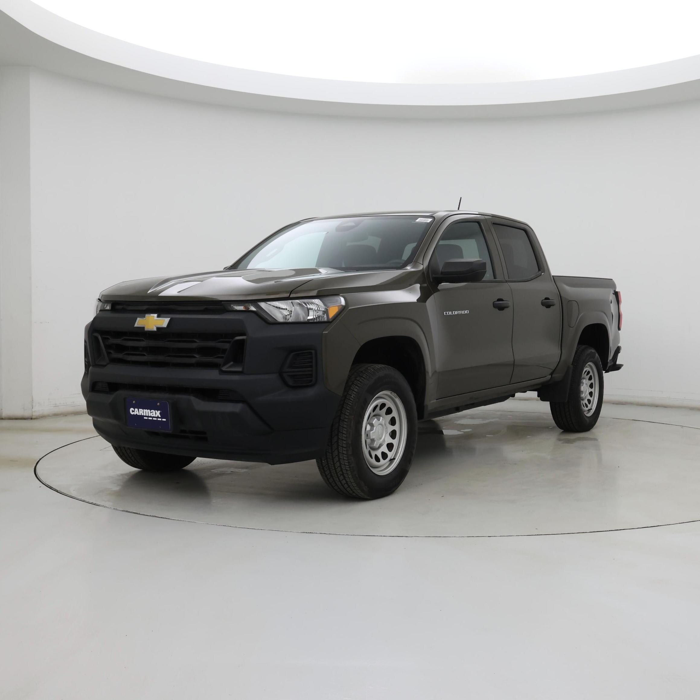 Thumbnail: 2023 Chevrolet Colorado - 4