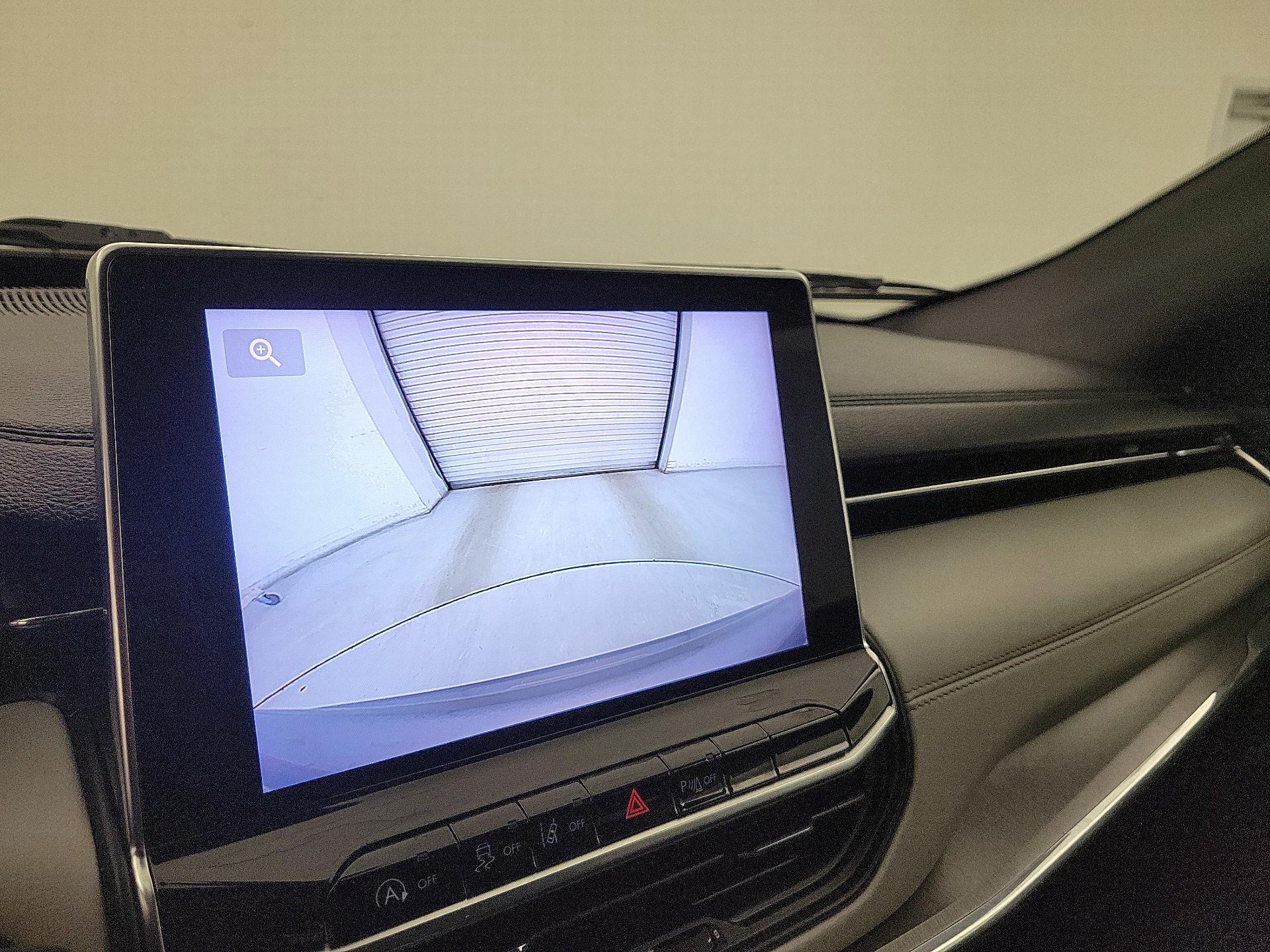 Thumbnail: 2023 Jeep Compass - 14