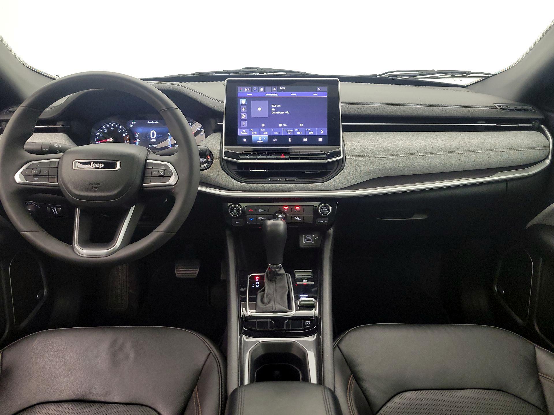 Thumbnail: 2023 Jeep Compass - 9