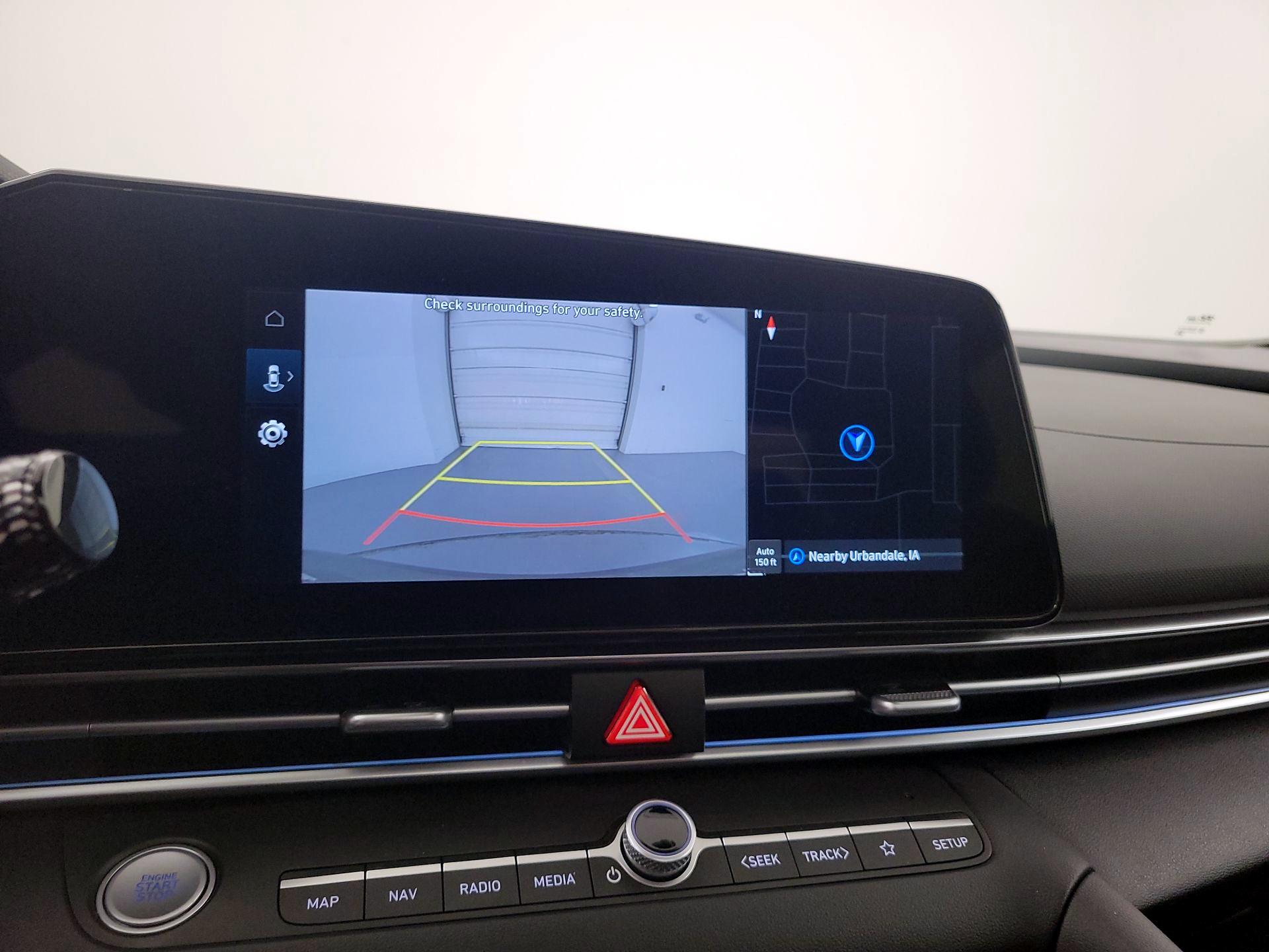 Thumbnail: 2025 Hyundai Elantra - 15