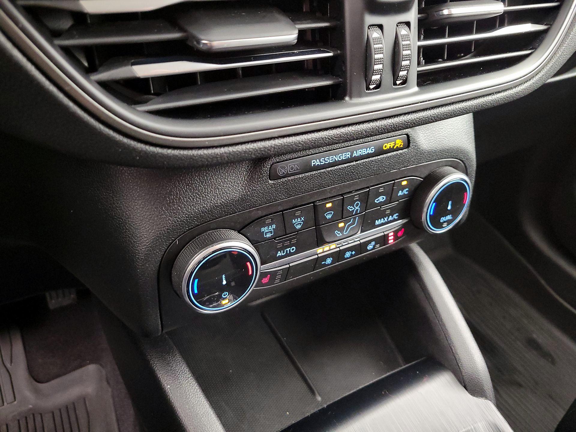 Thumbnail: 2023 Ford Escape - 16